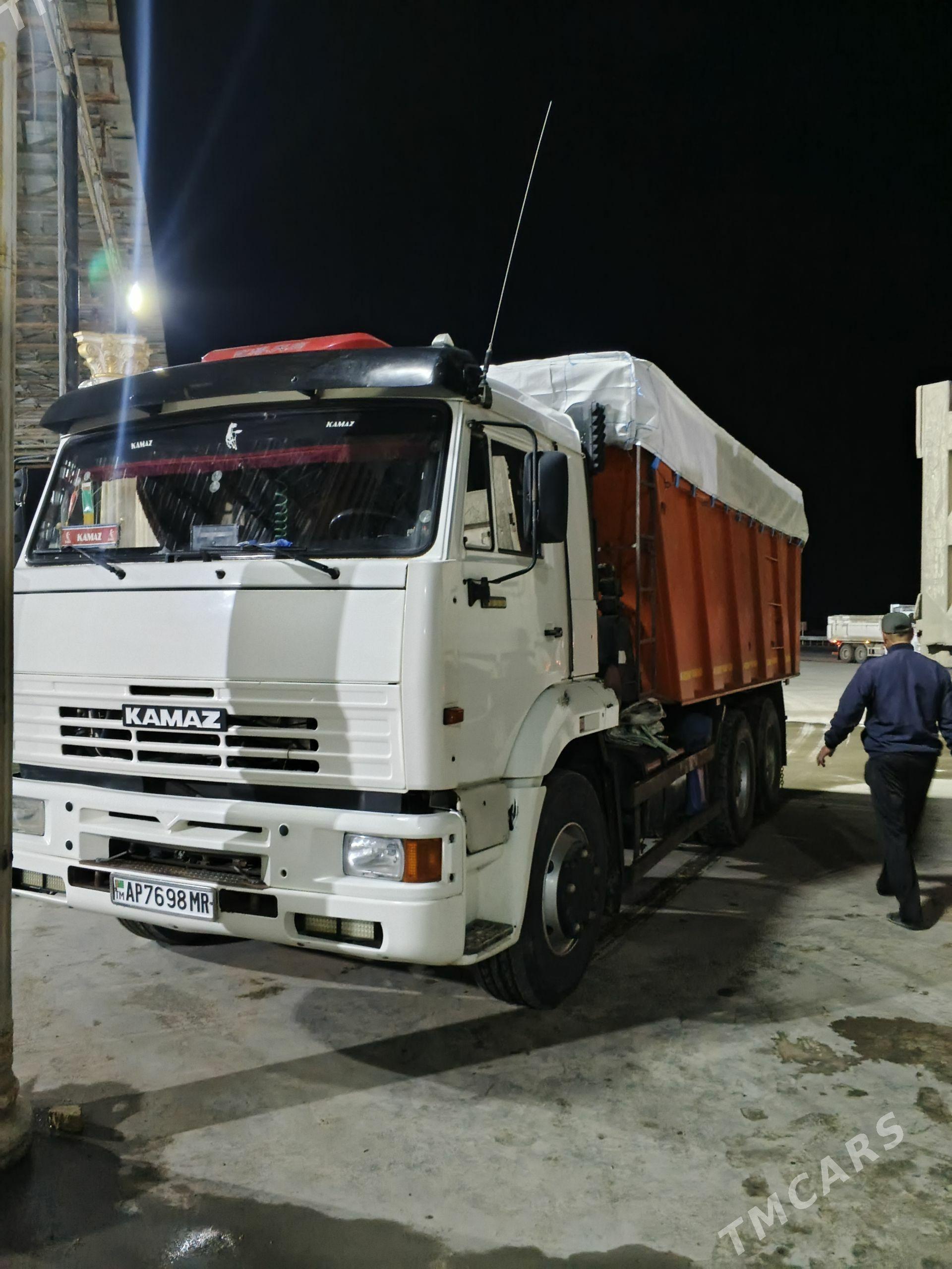 Kamaz 6520 2013 - 640 000 TMT - Mary - img 1