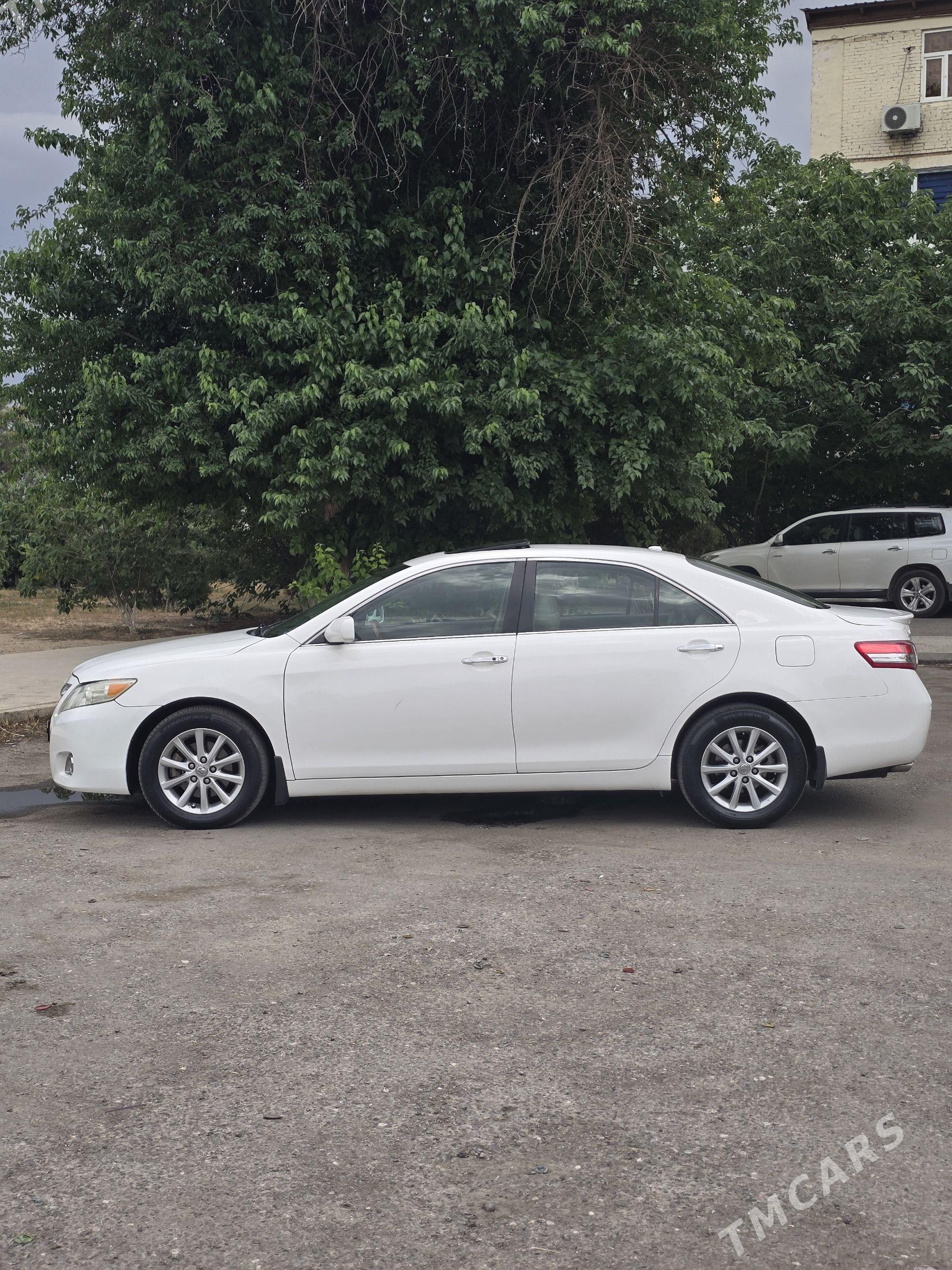 Toyota Camry 2011 - 245 000 TMT - Ашхабад - img 1