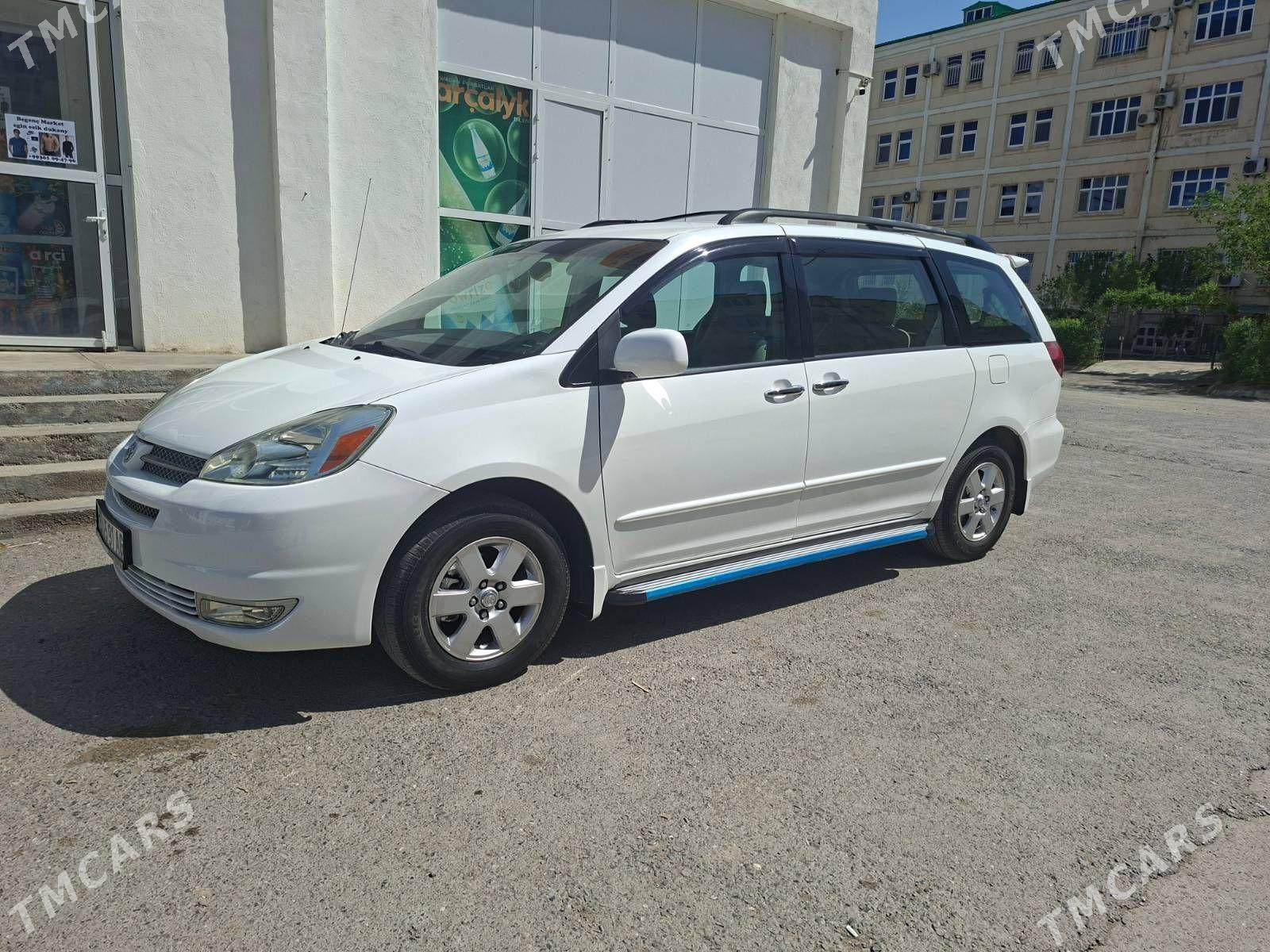 Toyota Sienna 2005 - 290 000 TMT - Büzmeýin GRES - img 1