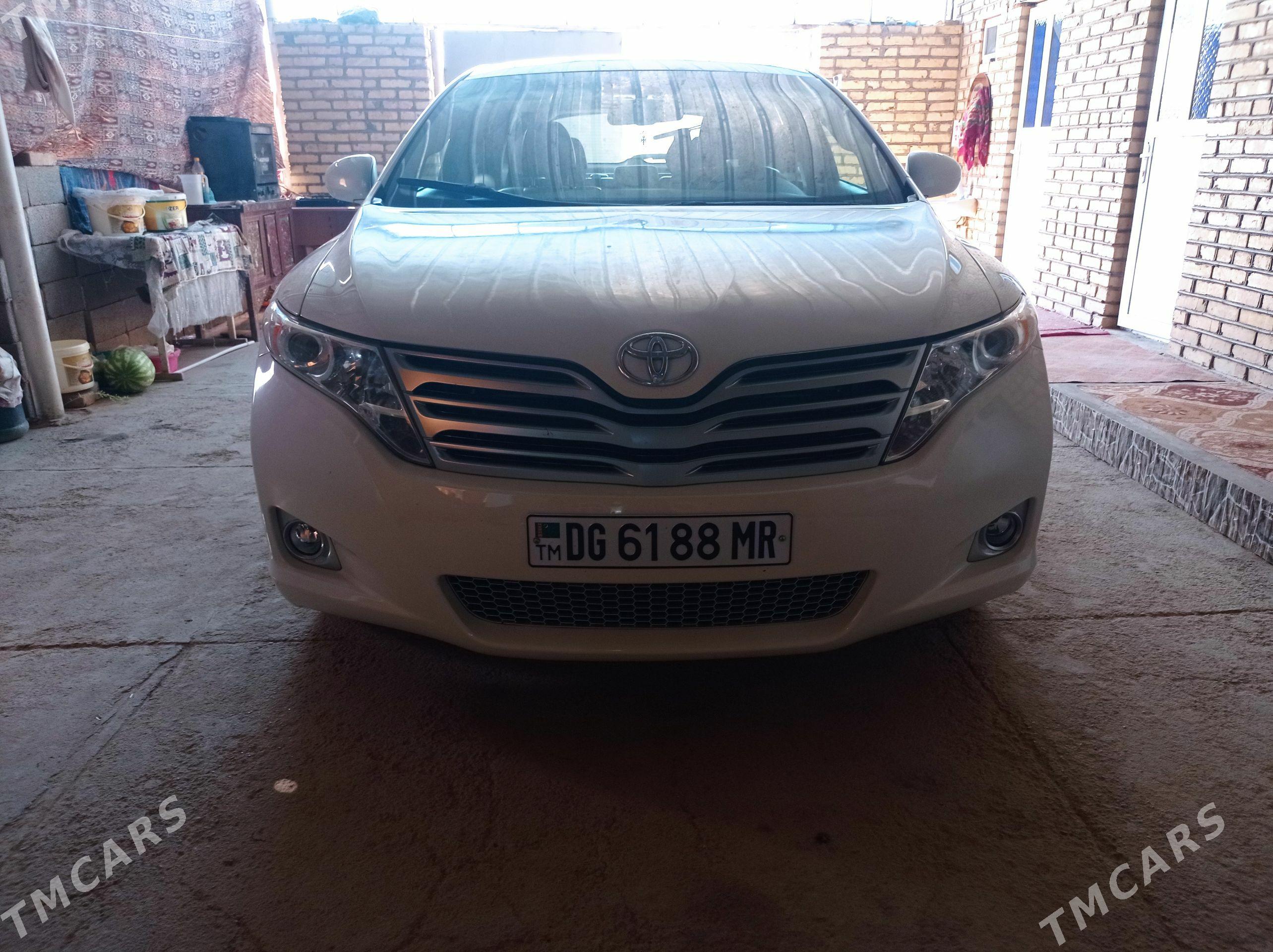 Toyota Venza 2010 - 299 000 TMT - Ёлётен - img 1