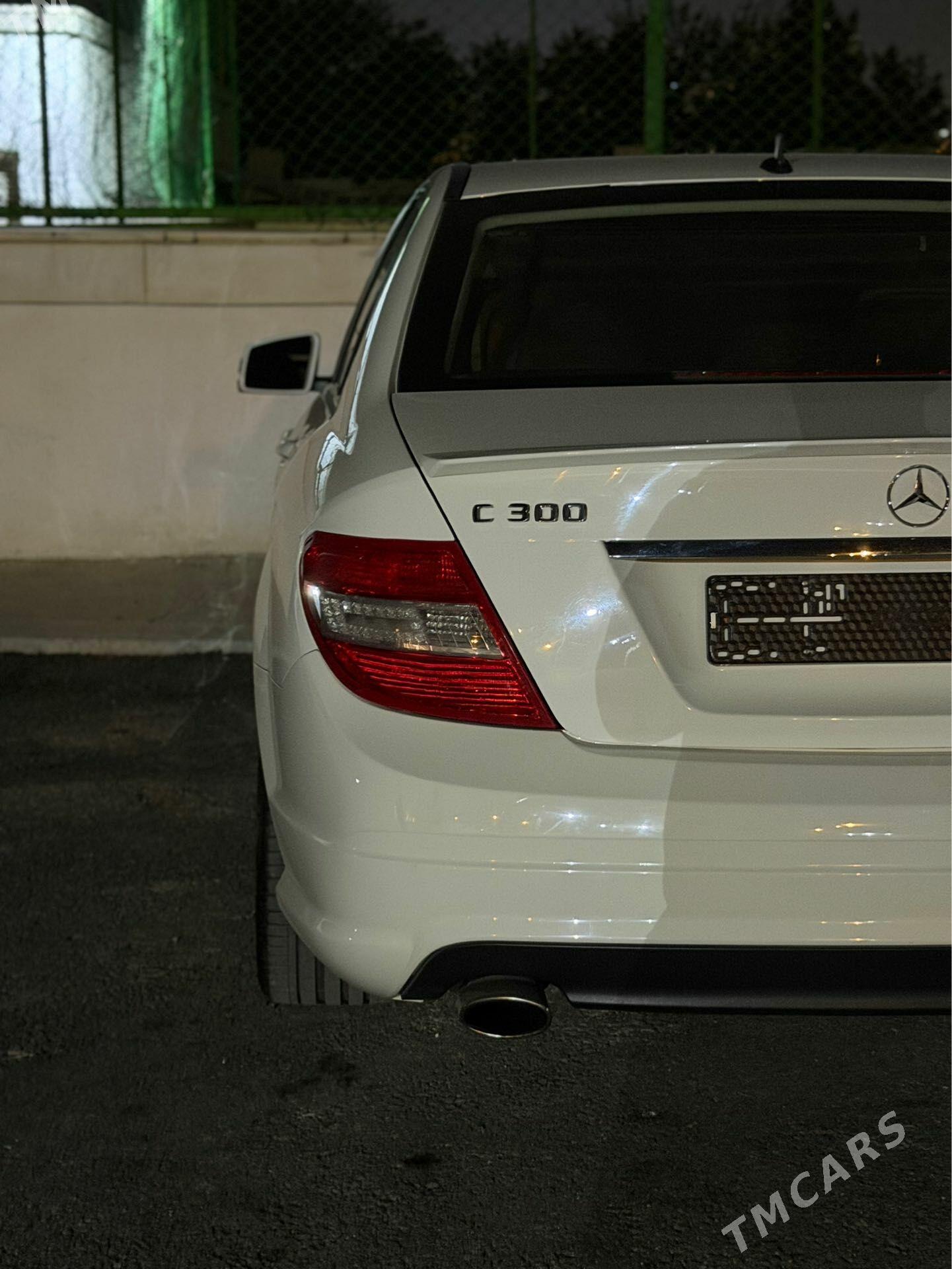 Mercedes-Benz C300 2010 - 230 000 TMT - Хитровка - img 1