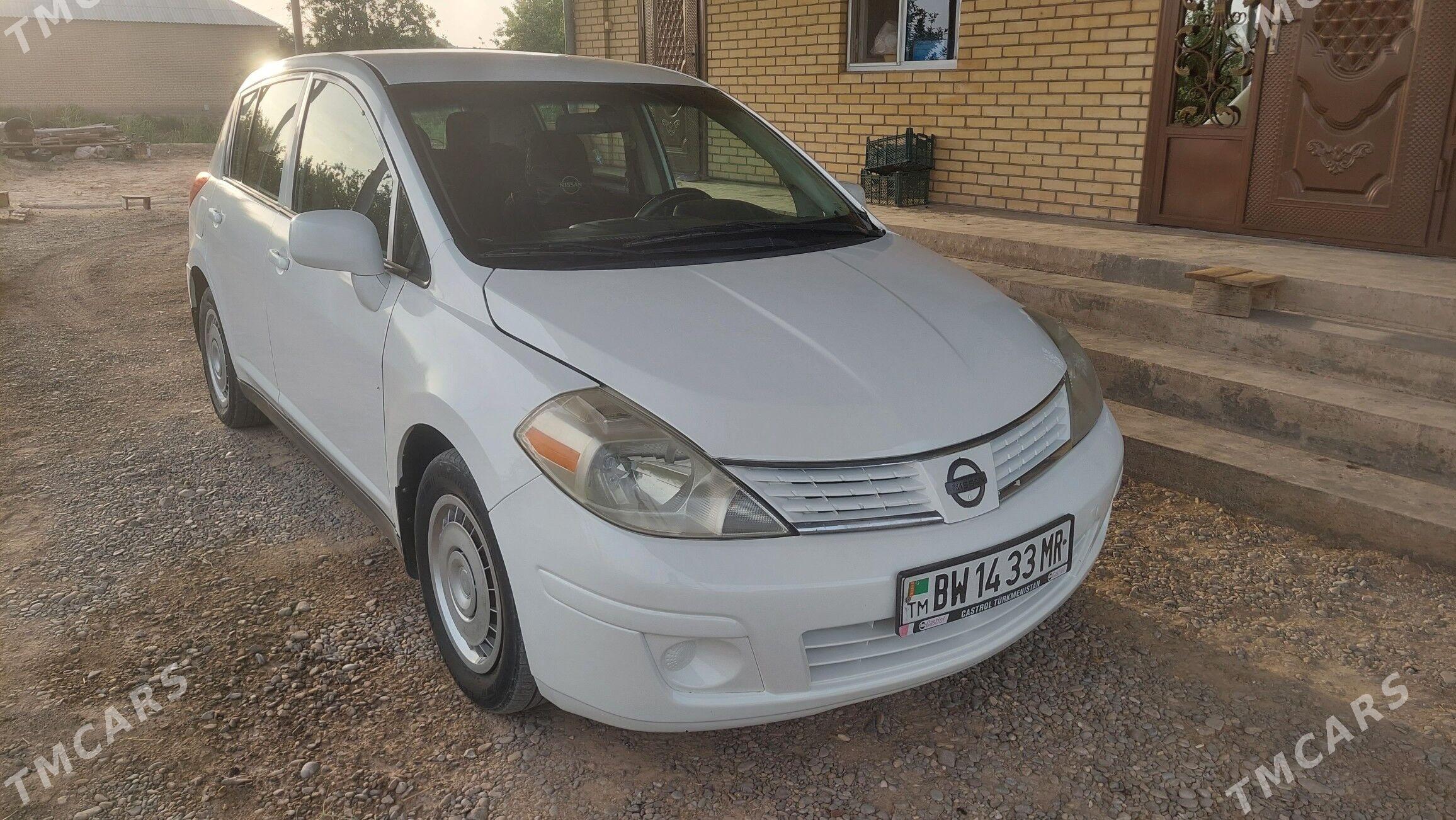 Nissan Versa 2012 - 110 000 TMT - Мары - img 1