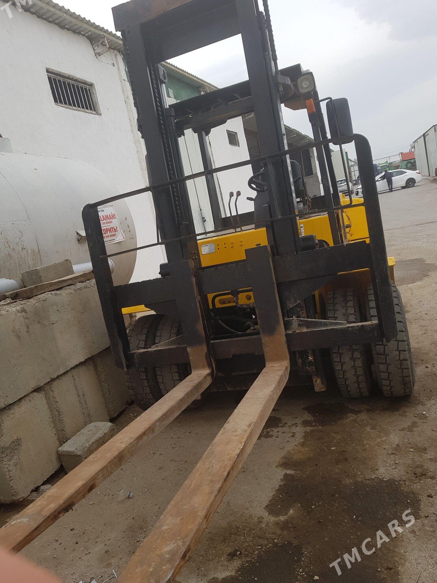 LiuGong CPCD70 2012 - 500 000 TMT - Aşgabat - img 1