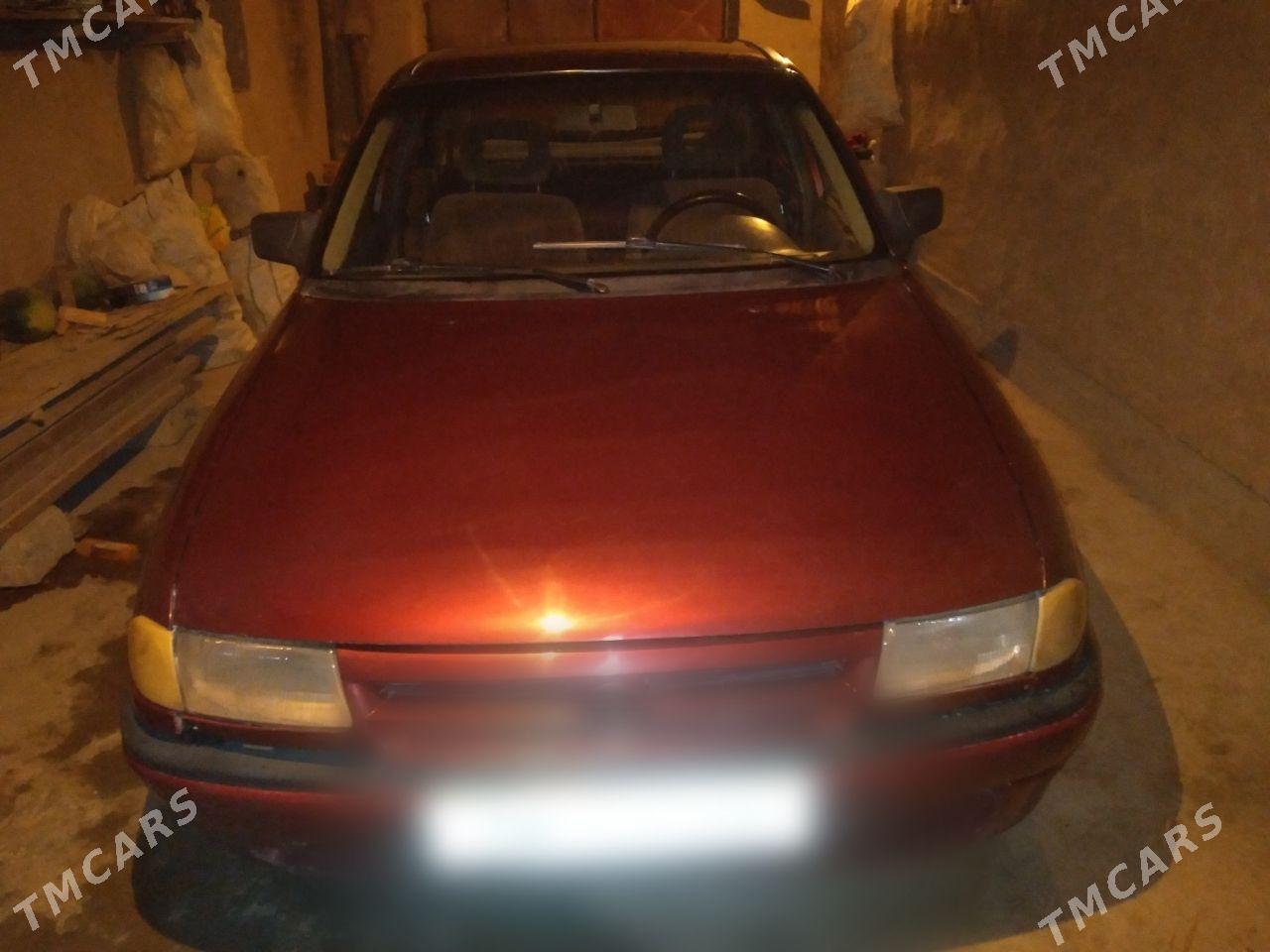 Opel Astra 1992 - 25 000 TMT - Болдумсаз - img 1