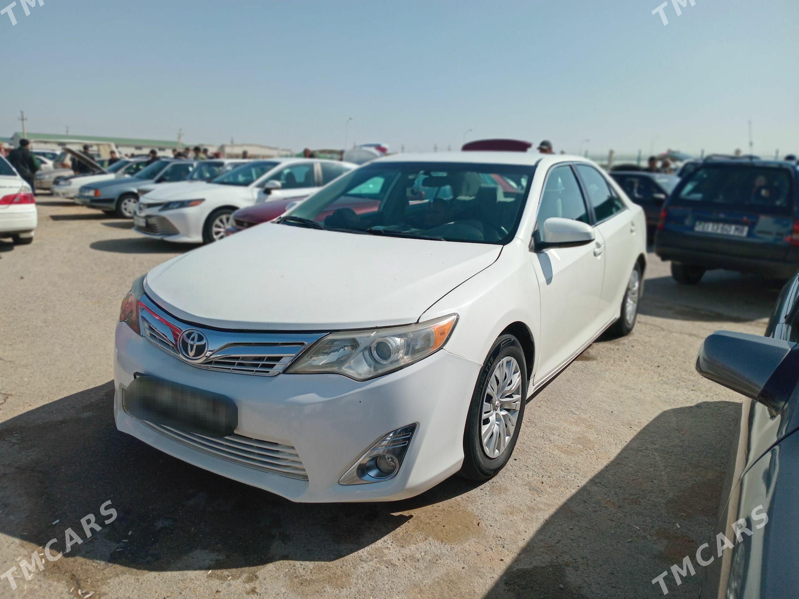 Toyota Camry 2014 - 208 000 TMT - Мары - img 1