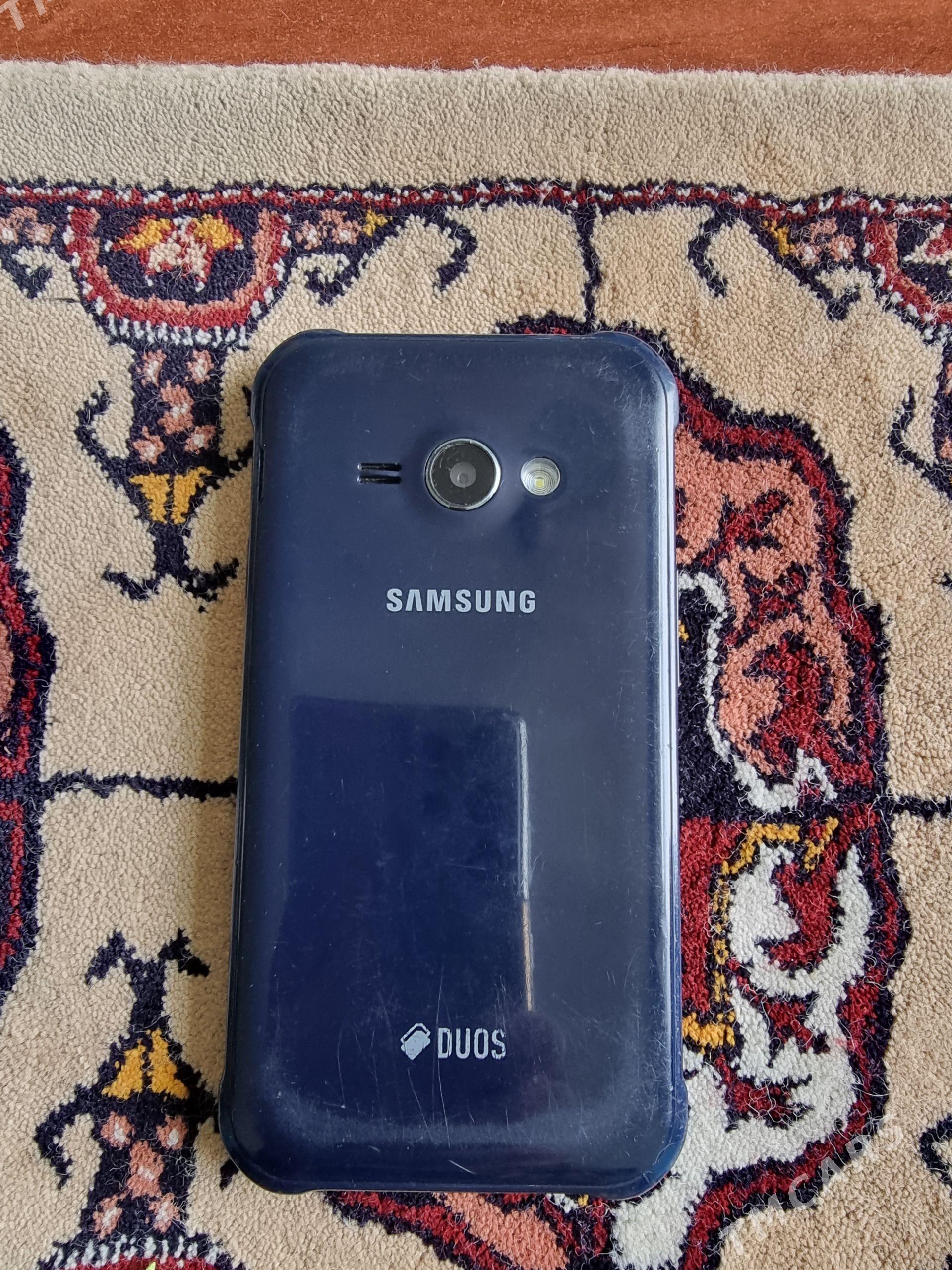Samsung J1 ace - Мары - img 1