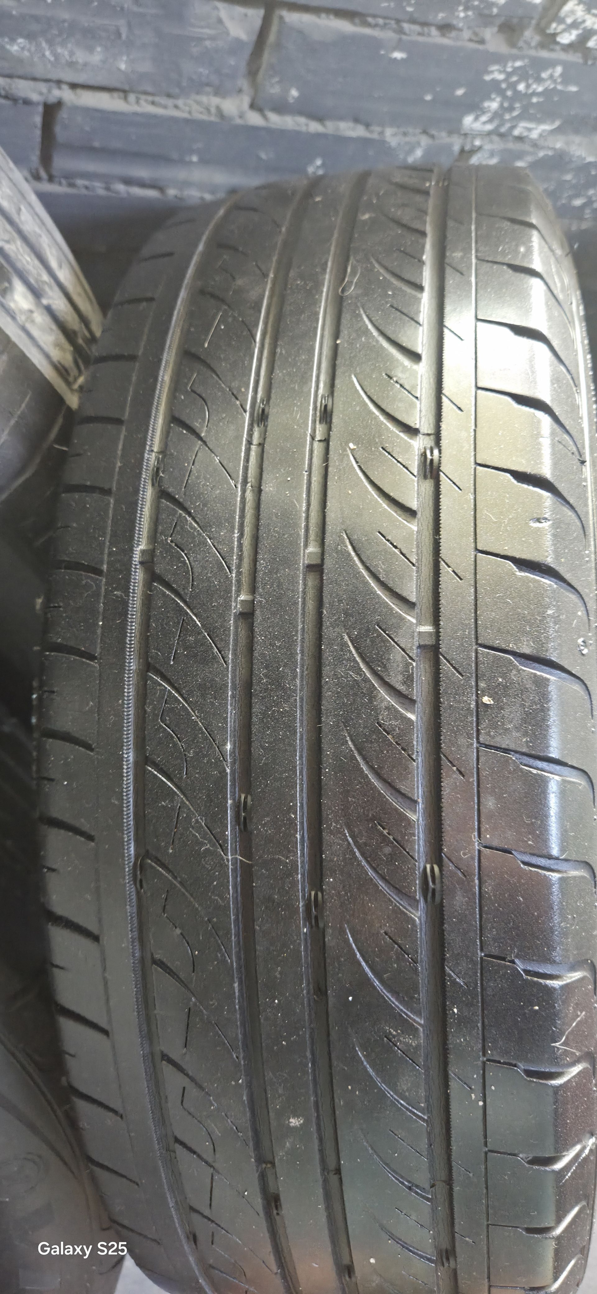 195 65 15 250 TMT - Bedew - img 1
