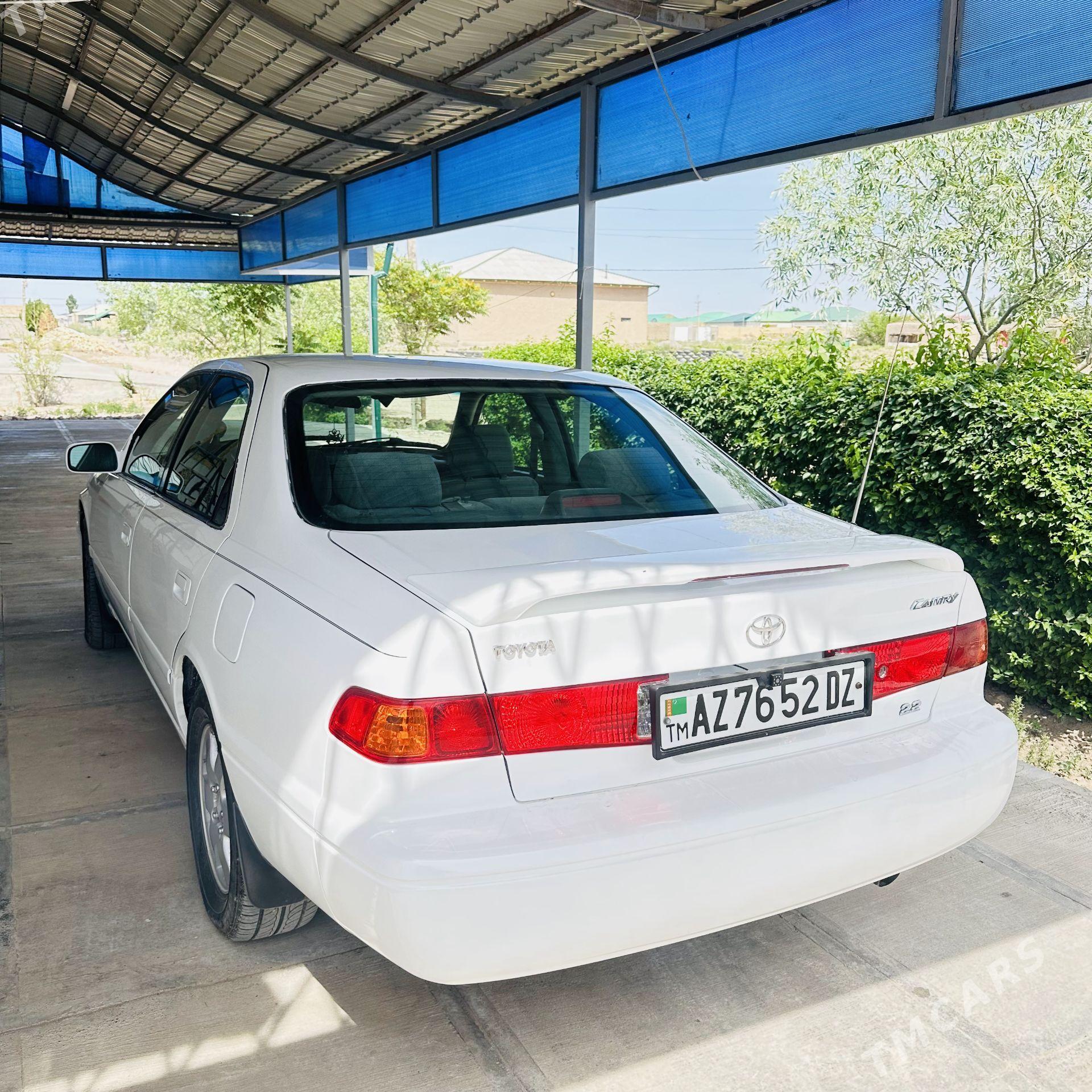 Toyota Camry 2001 - 155 000 TMT - Губадаг - img 1