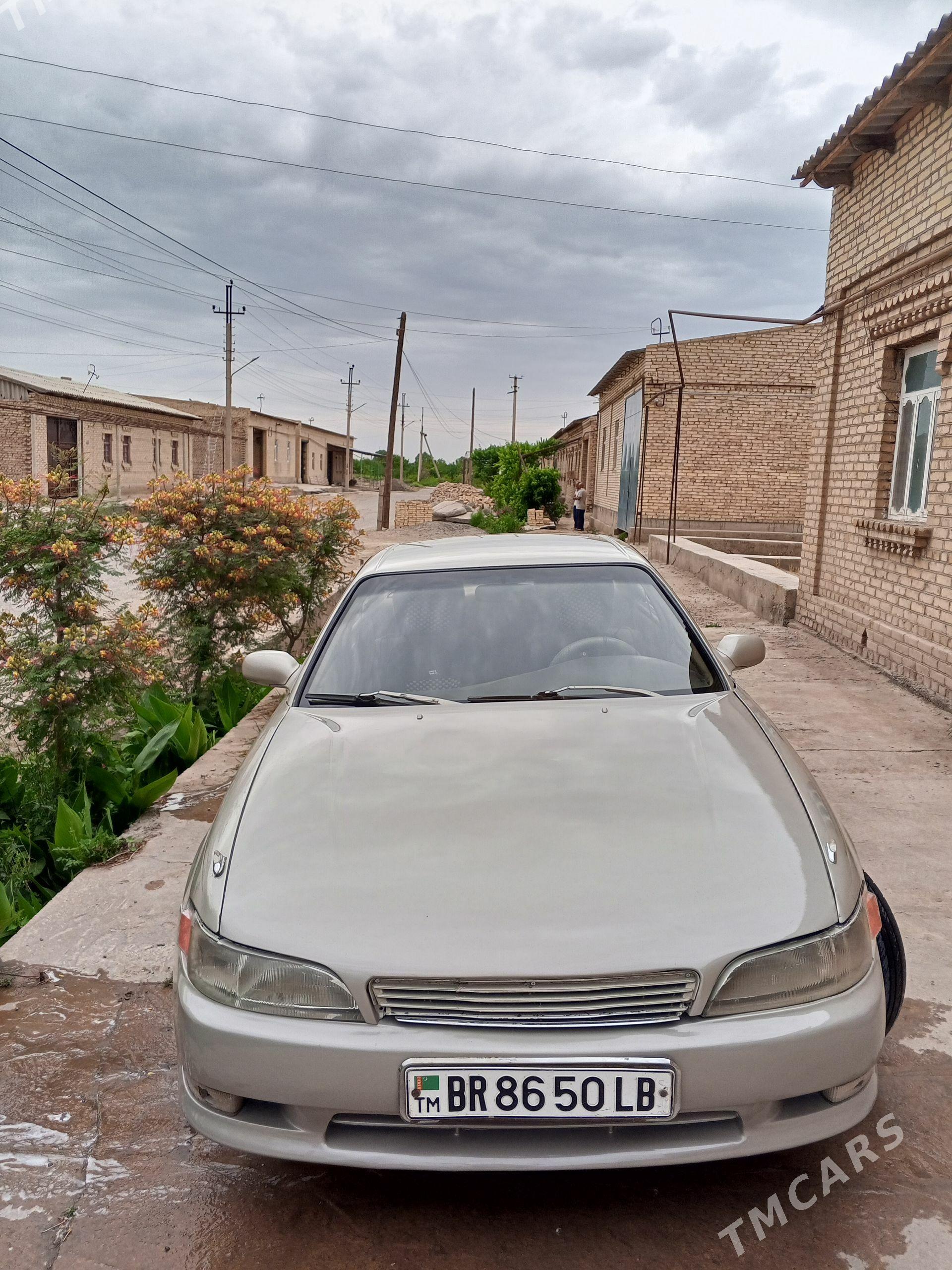 Toyota Mark II 1993 - 52 000 TMT - Çärjew - img 1