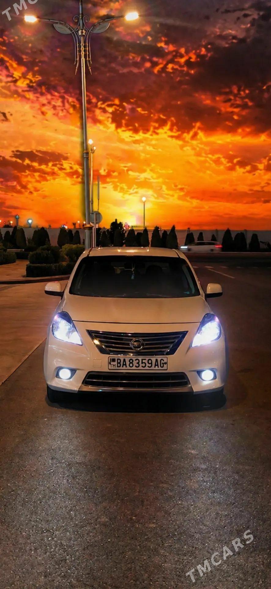 Nissan Versa 2011 - 170 000 TMT - Тязе заман - img 1