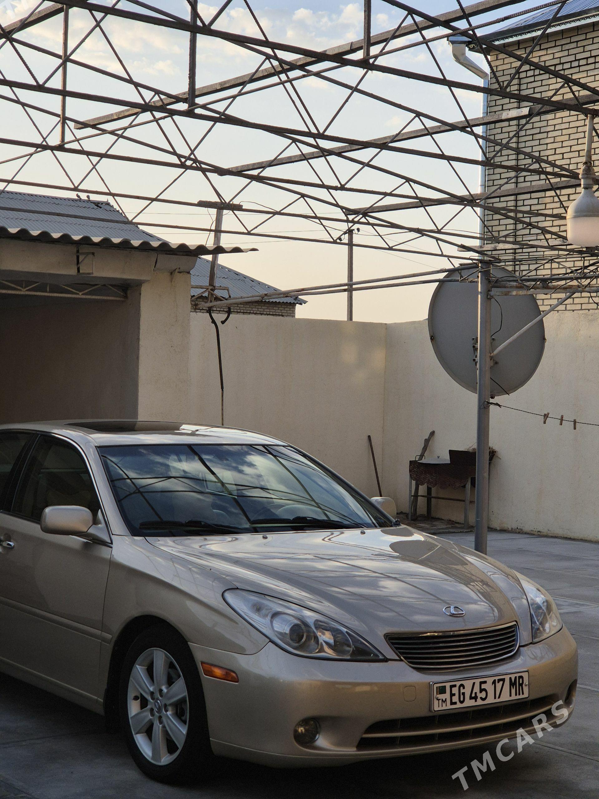 Lexus ES 330 2004 - 240 000 TMT - Мары - img 1