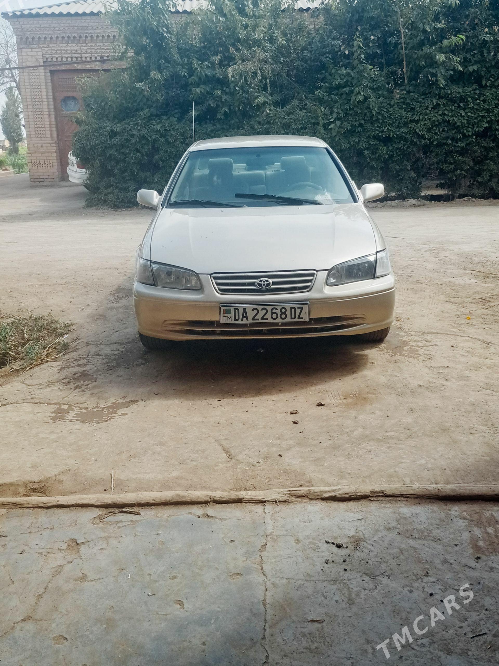 Toyota Camry 1999 - 130 000 TMT - Gurbansoltan Eje - img 1