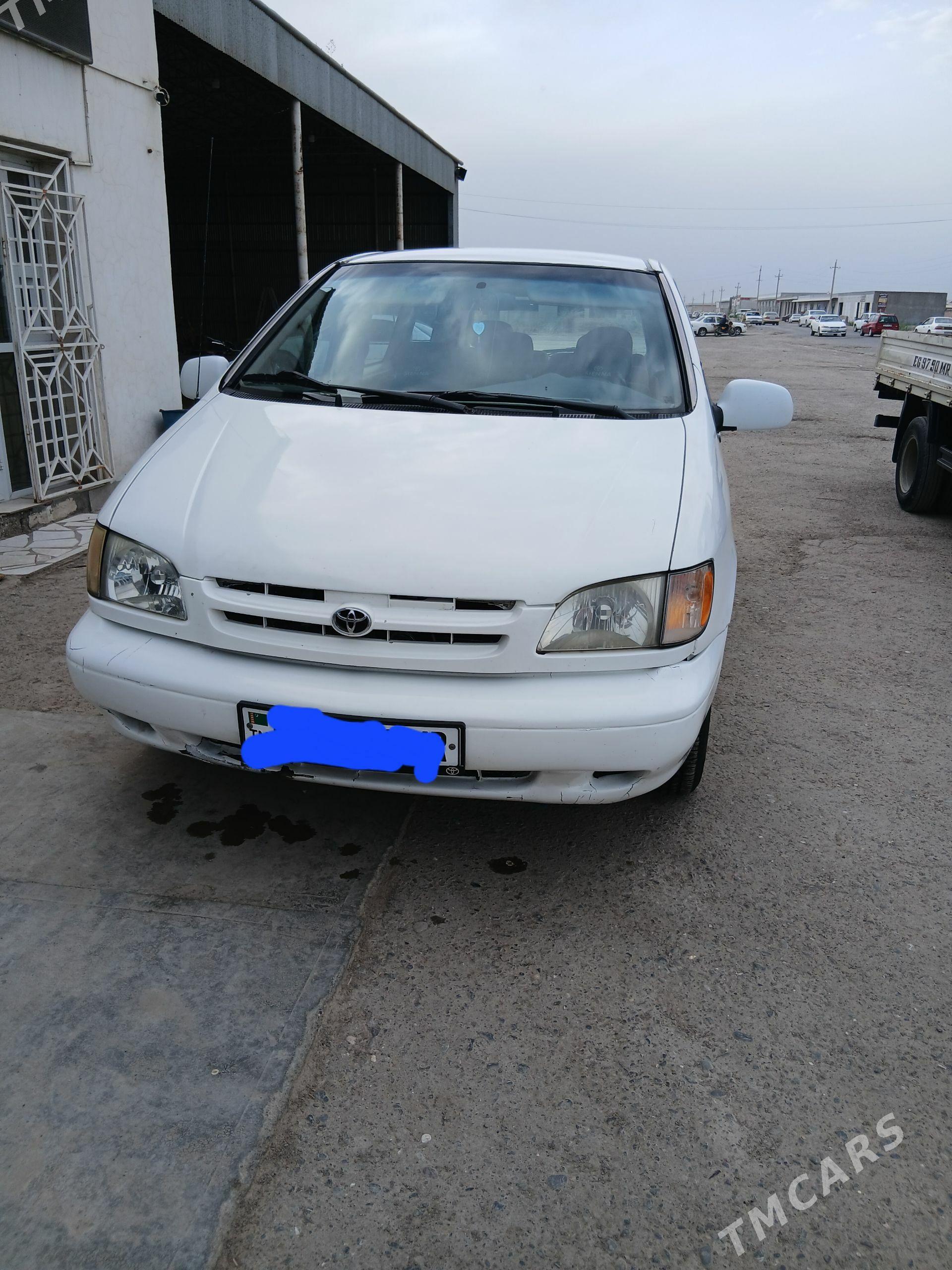 Toyota Sienna 2001 - 167 000 TMT - Mary - img 1
