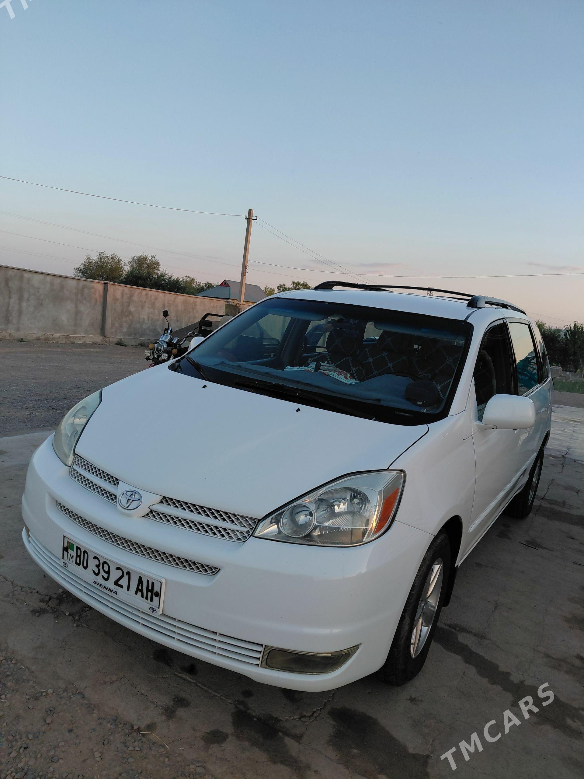 Toyota Sienna 2005 - 280 000 TMT - Бабадайхан - img 1