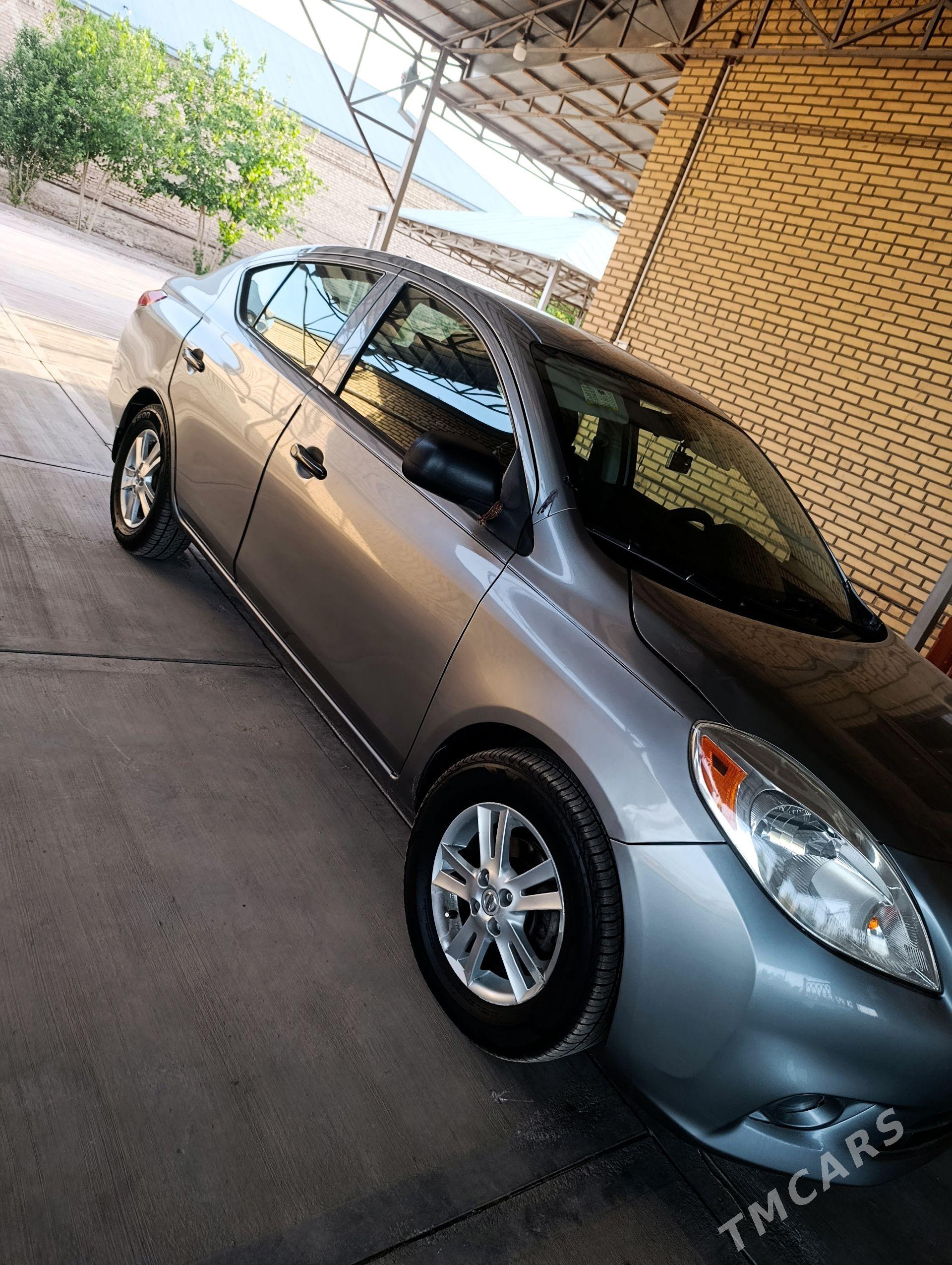 Nissan Versa 2012 - 140 000 TMT - Гороглы (Тагта) - img 1