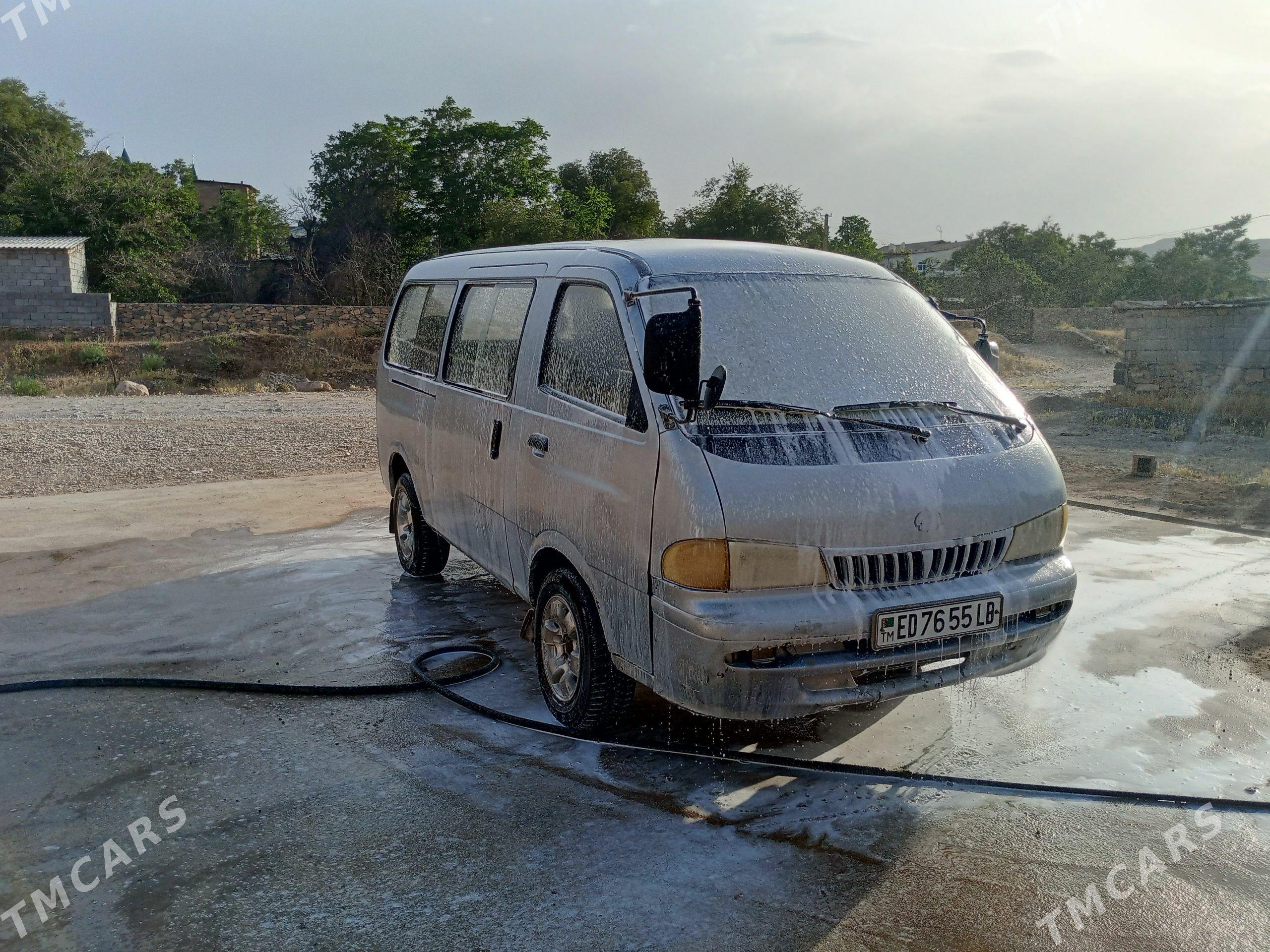Toyota Hiace 2002 - 75 000 TMT - Köýtendag - img 1
