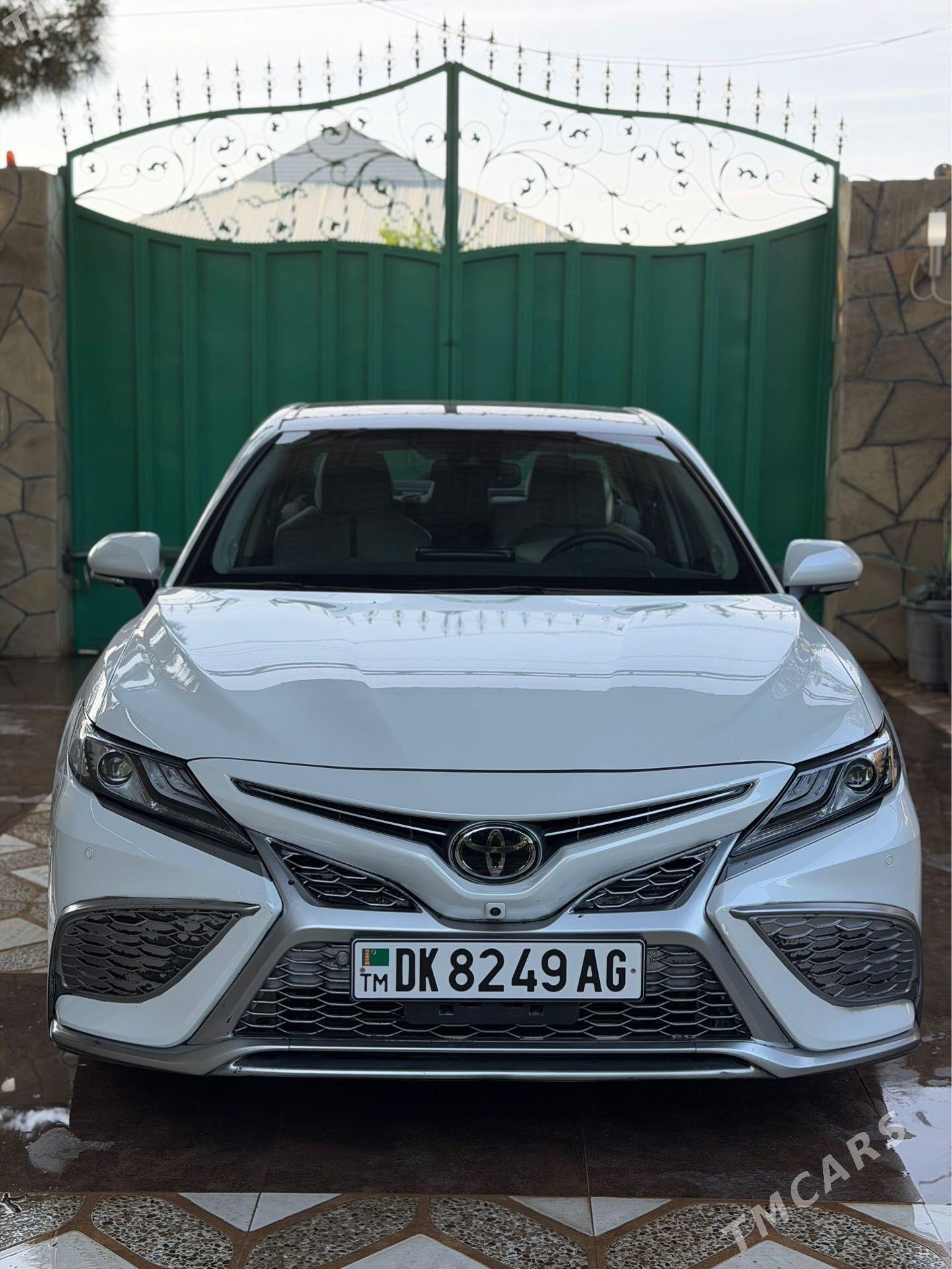 Toyota Camry 2023 - 468 000 TMT - Aşgabat - img 1