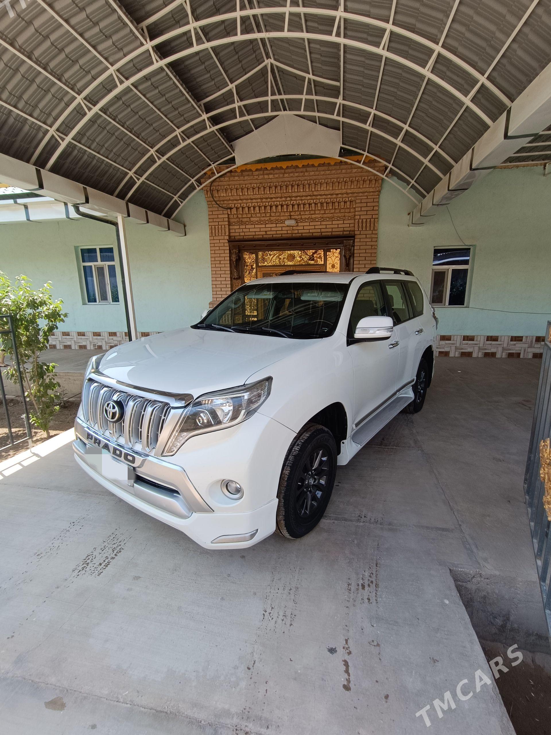 Toyota Land Cruiser Prado 2013 - 515 000 TMT - Гурбансолтан Едже - img 1