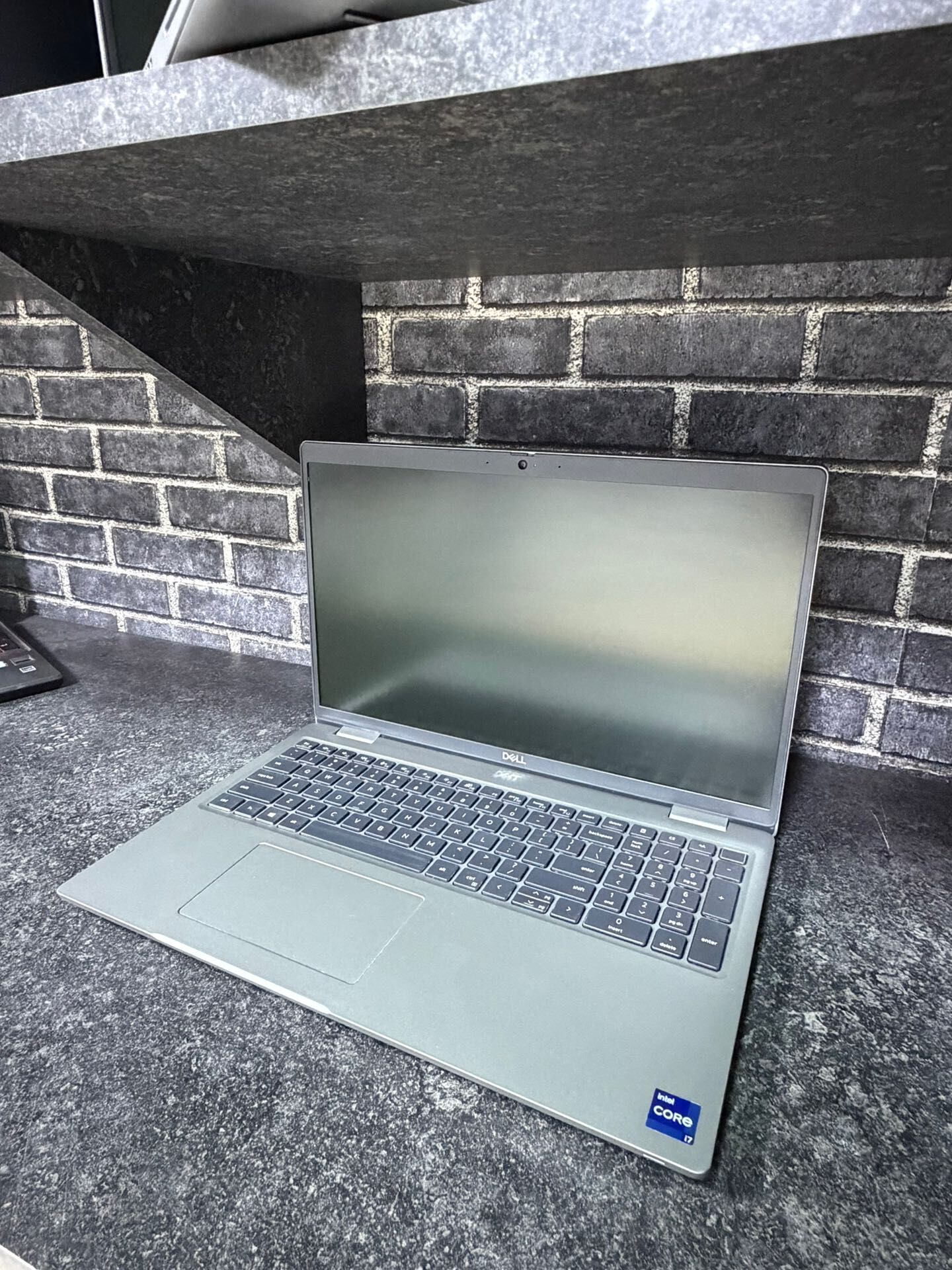 Dell i7 11Th/8Gb/256Gb/ 2Gb - Köşi - img 1