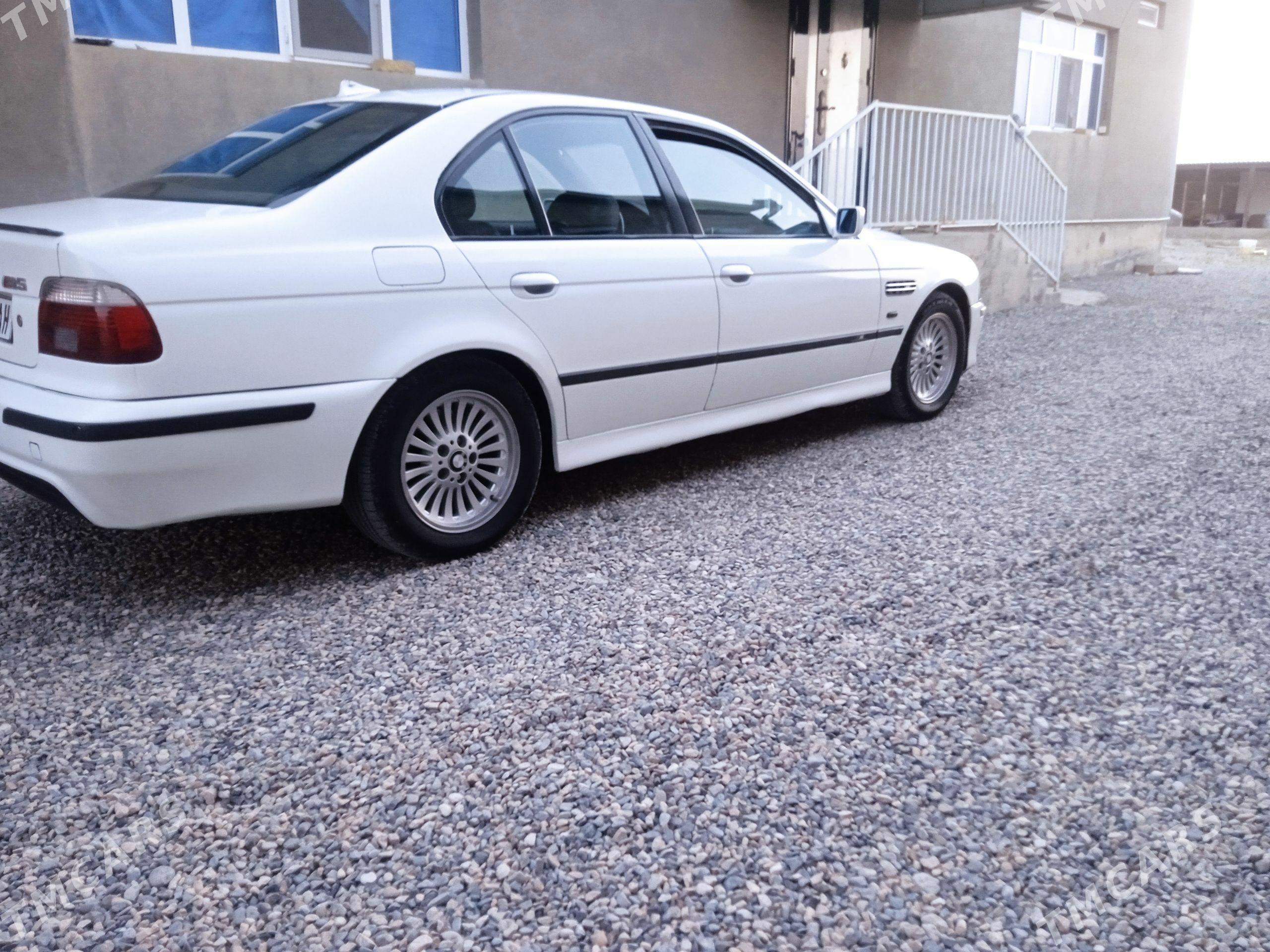 BMW E39 1998 - 100 000 TMT - Кака - img 1
