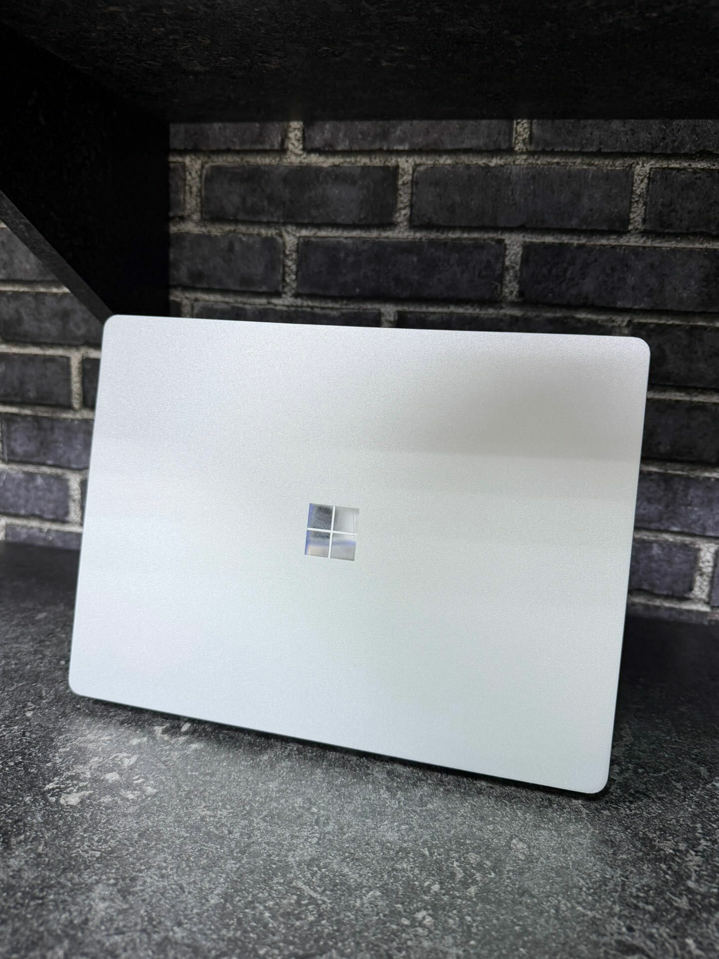 Surface i5 11Th/16Gb/256Gb - Köşi - img 1