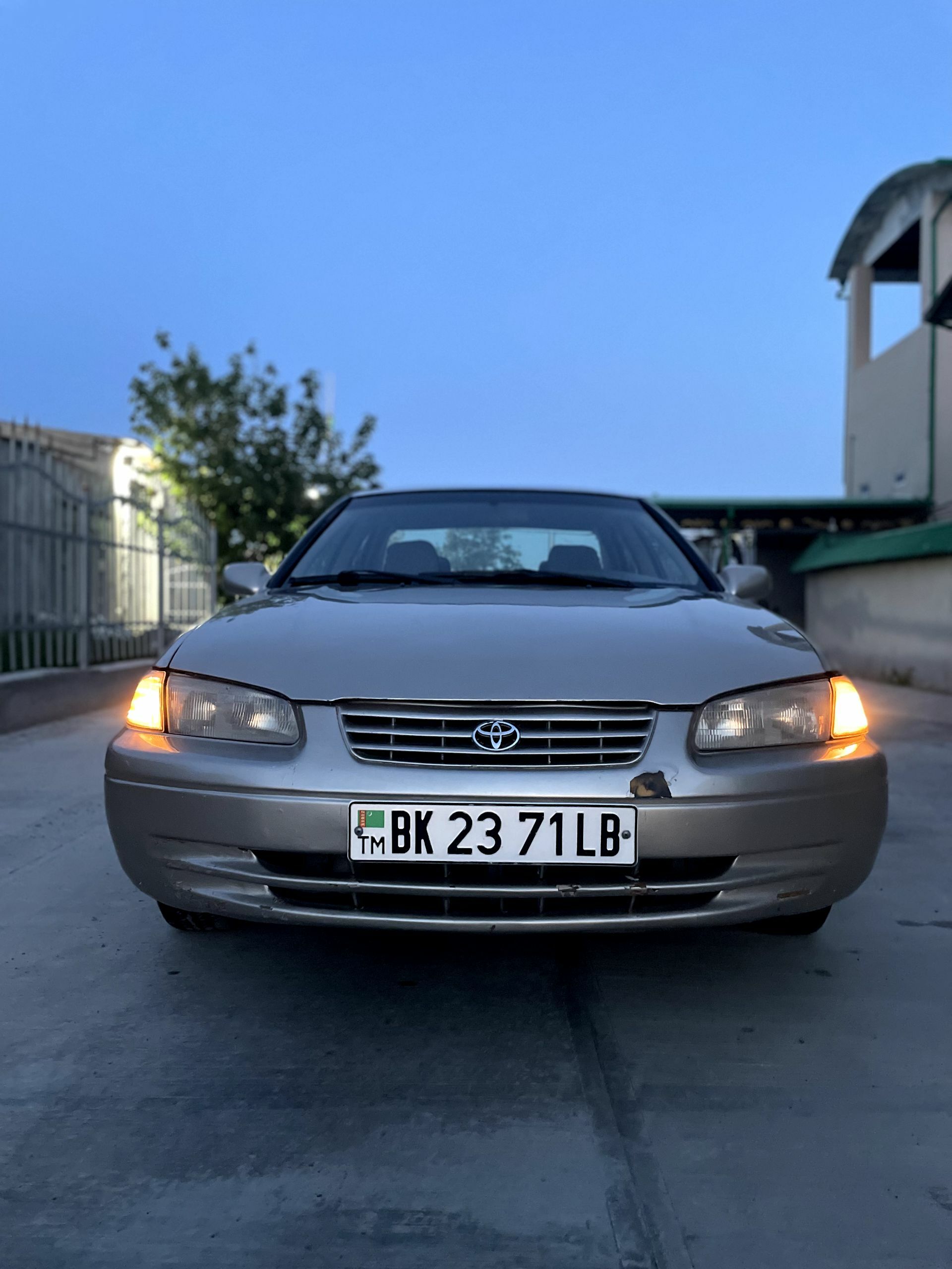 Toyota Camry 1999 - 133 000 TMT - Туркменабат - img 1
