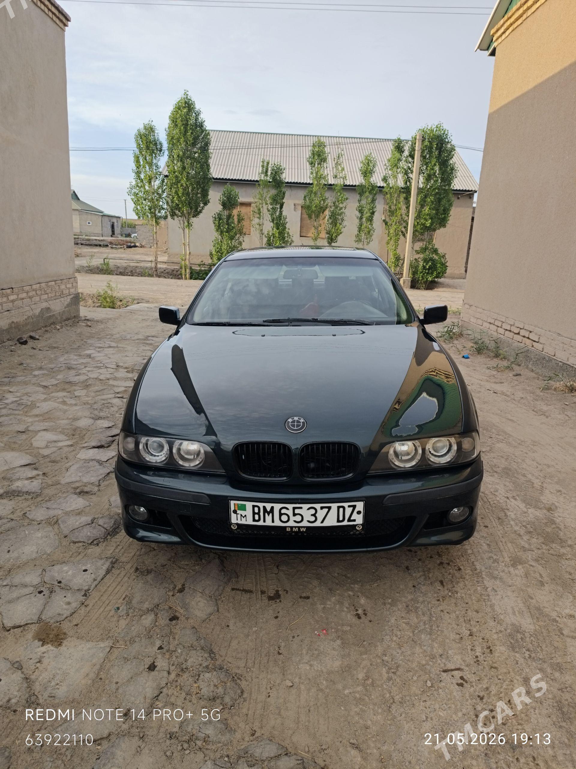 BMW E39 1996 - 120 000 TMT - Кёнеургенч - img 1
