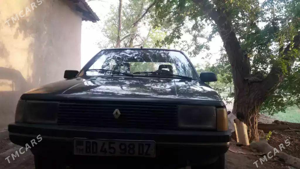 Renault Clio 1995 - 20 000 TMT - Кёнеургенч - img 1