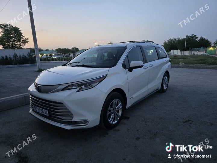 Toyota Sienna 2021 - 555 000 TMT - Ашхабад - img 1