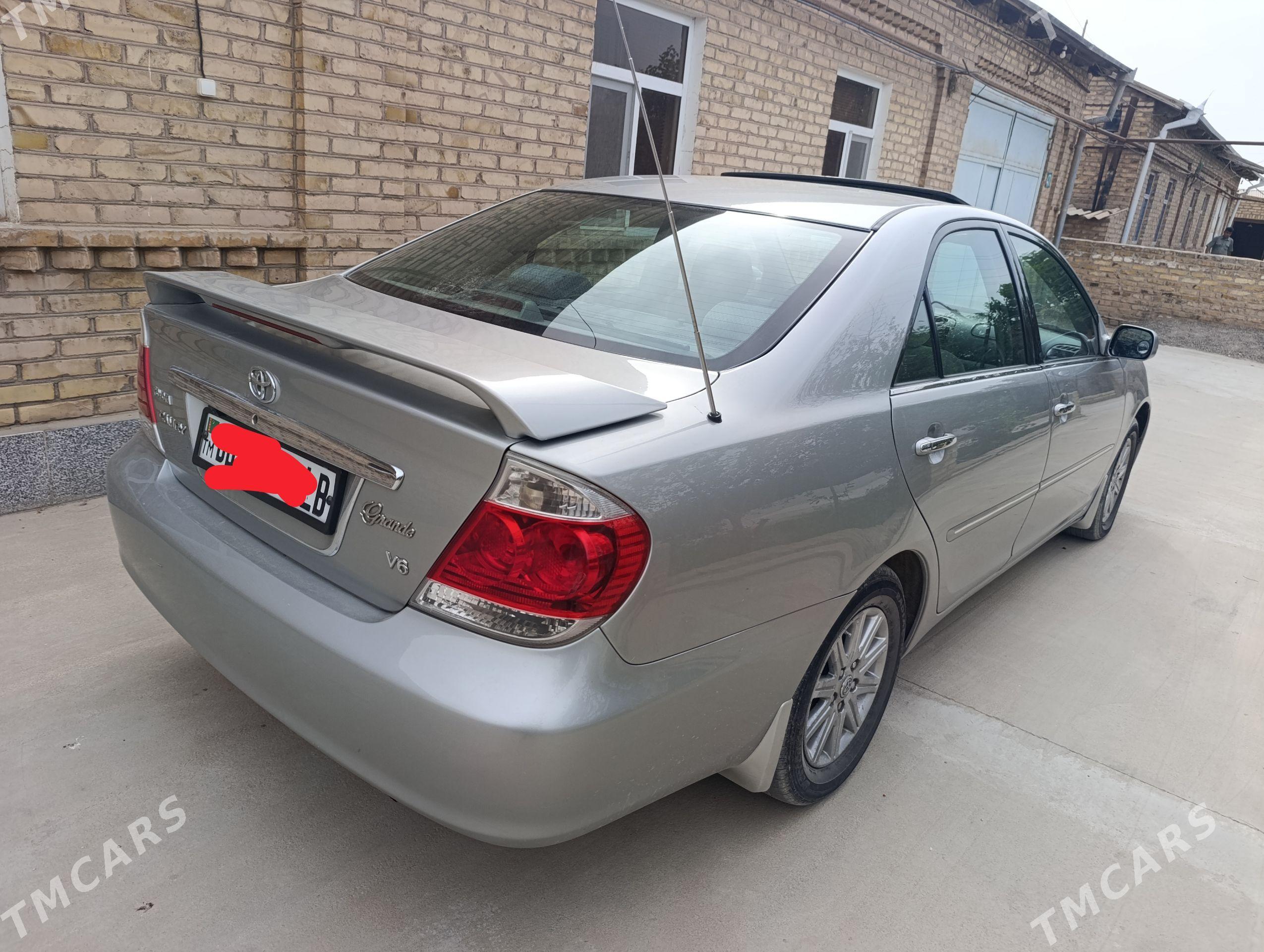 Toyota Camry 2004 - 249 000 TMT - Керки - img 1