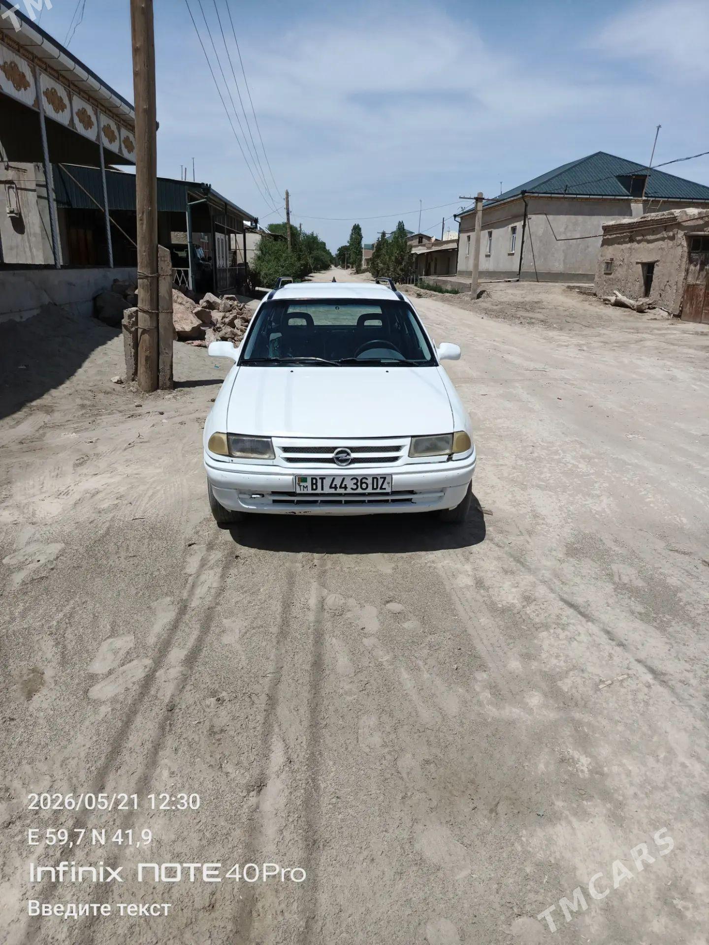 Opel Astra 1993 - 33 000 TMT - Gurbansoltan Eje - img 1