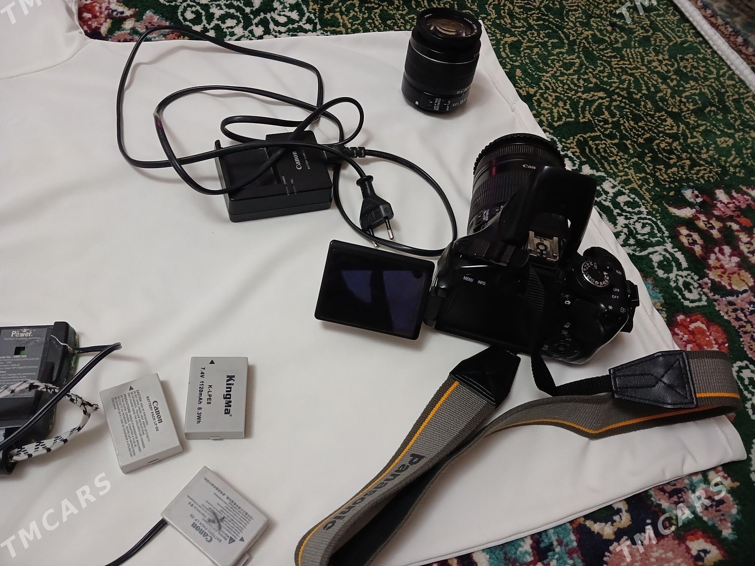 Canon 600 D - Бахарден - img 1