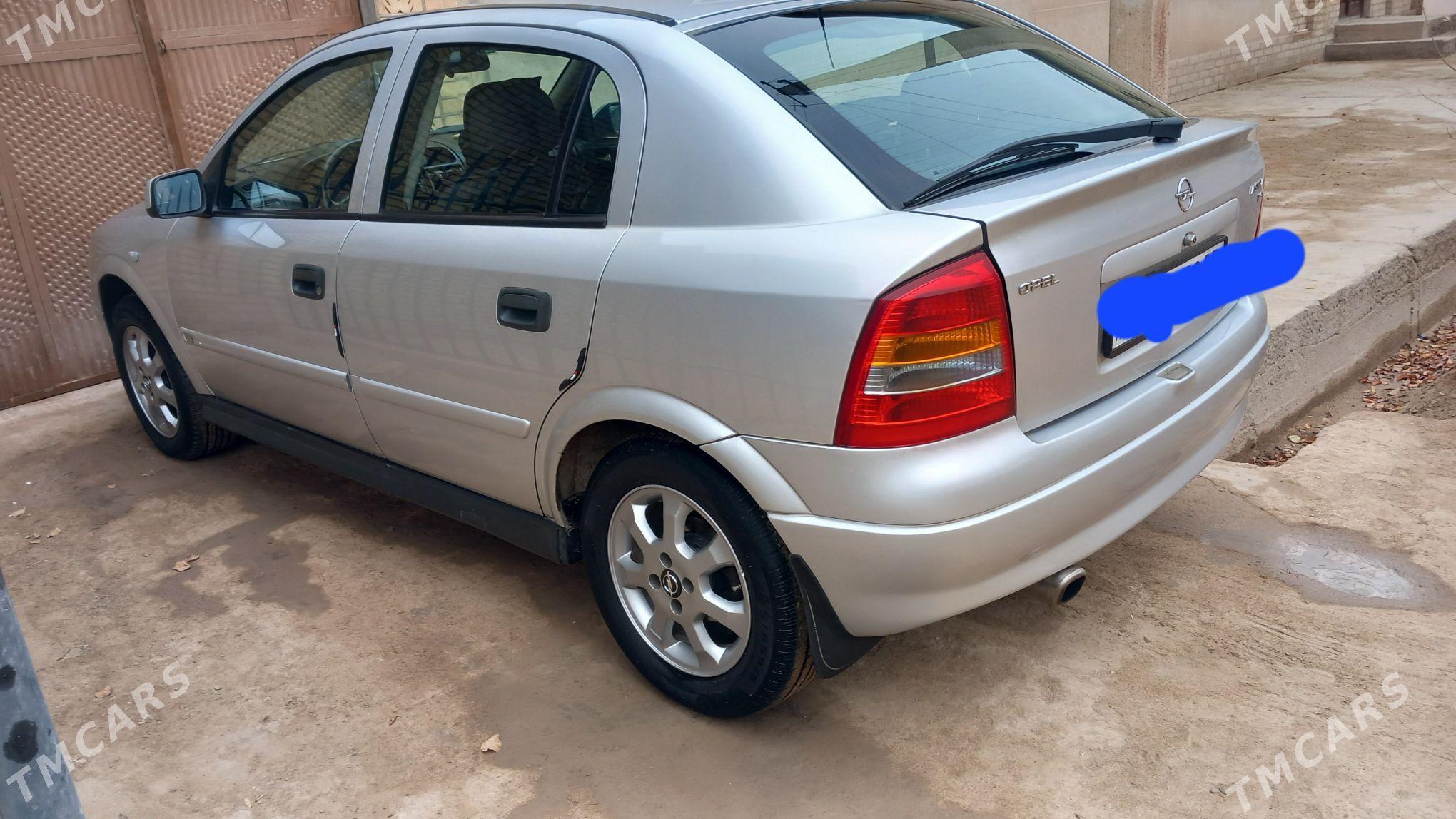 Opel Astra 2002 - 115 000 TMT - Гурбансолтан Едже - img 1