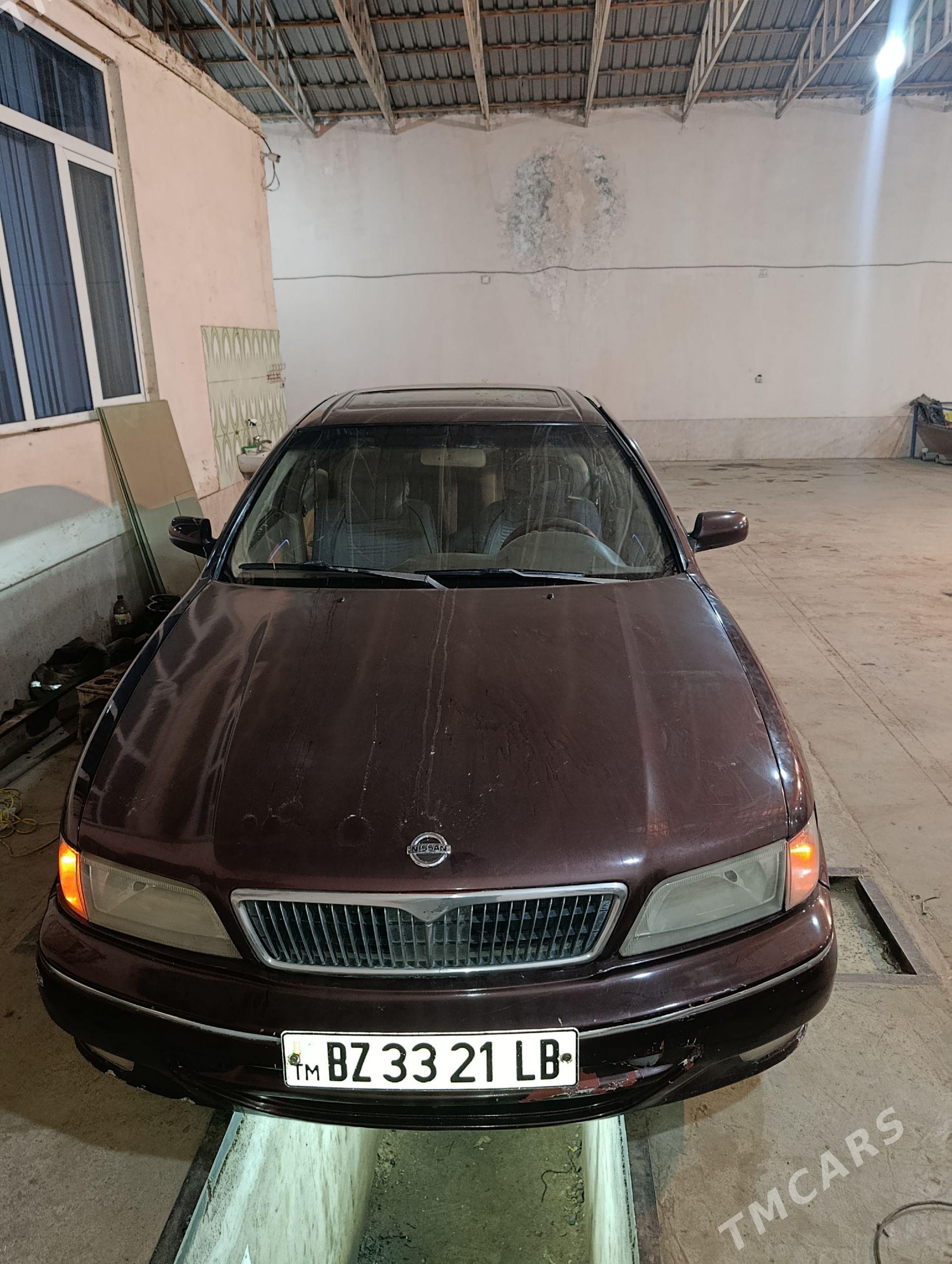 Infiniti I30 1998 - 60 000 TMT - Гарабекевюл - img 1