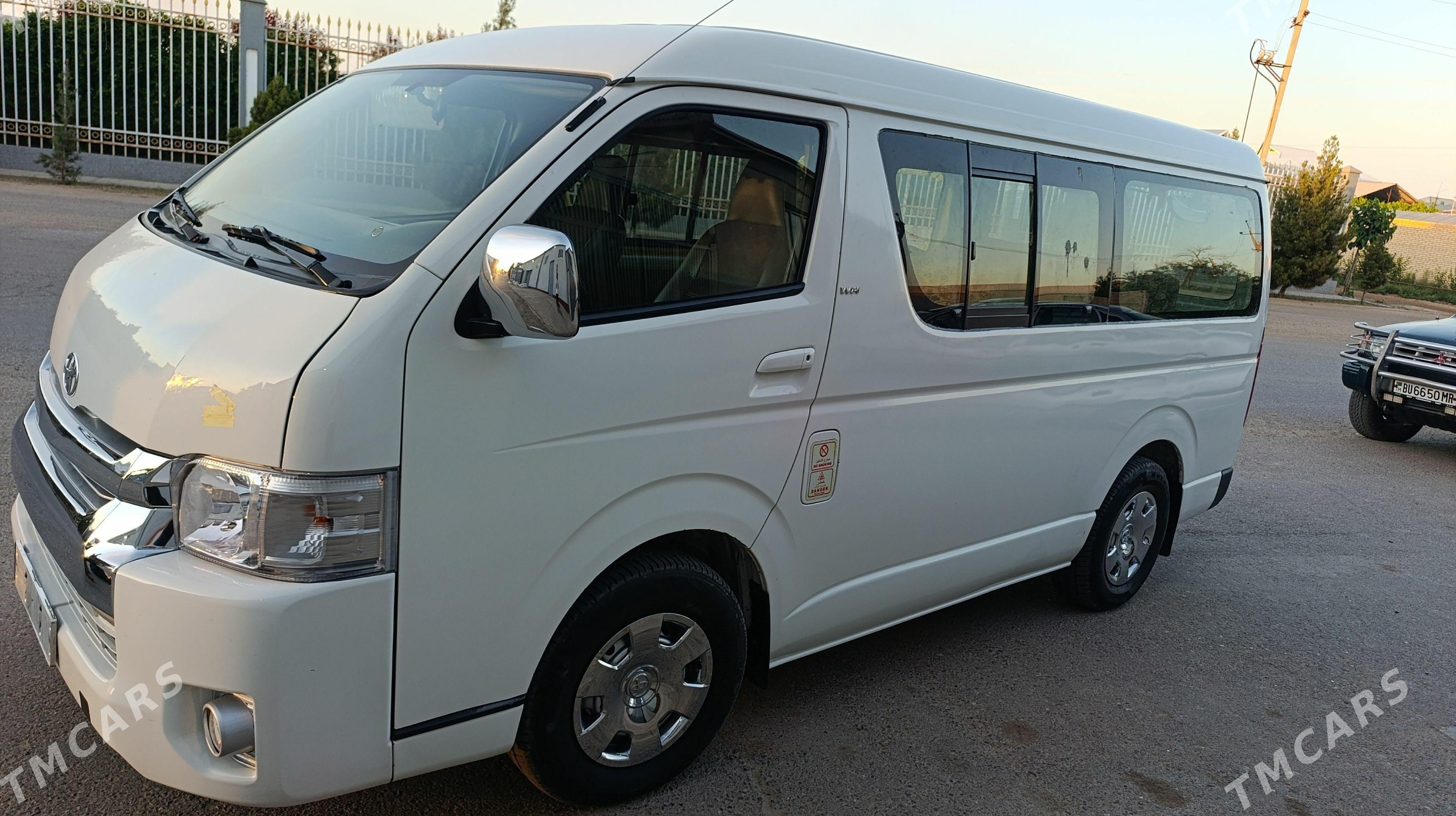 Toyota Hiace 2007 - 370 000 TMT - Esenguly - img 1