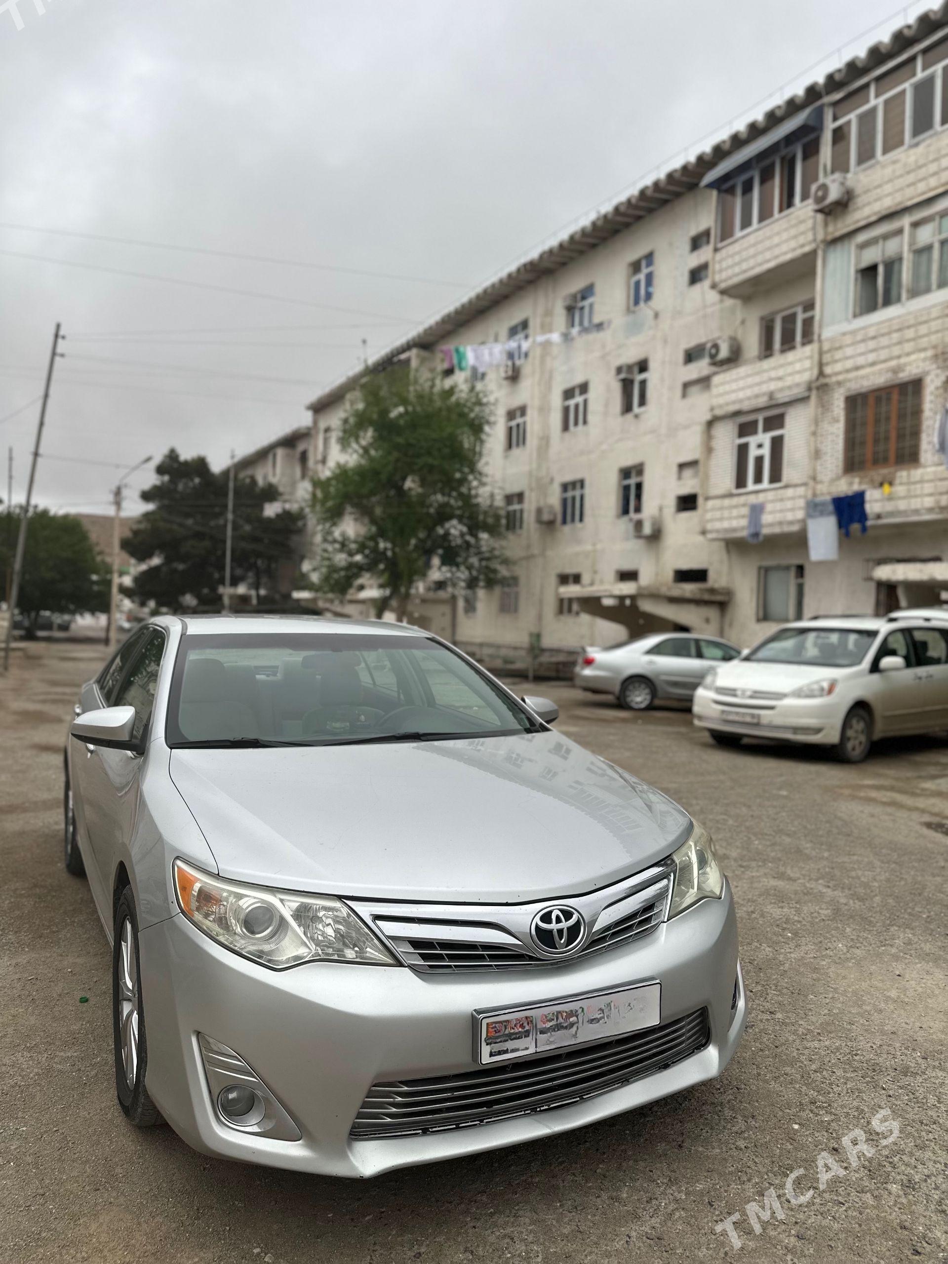 Toyota Camry 2012 - 245 000 TMT - Туркменбаши - img 1