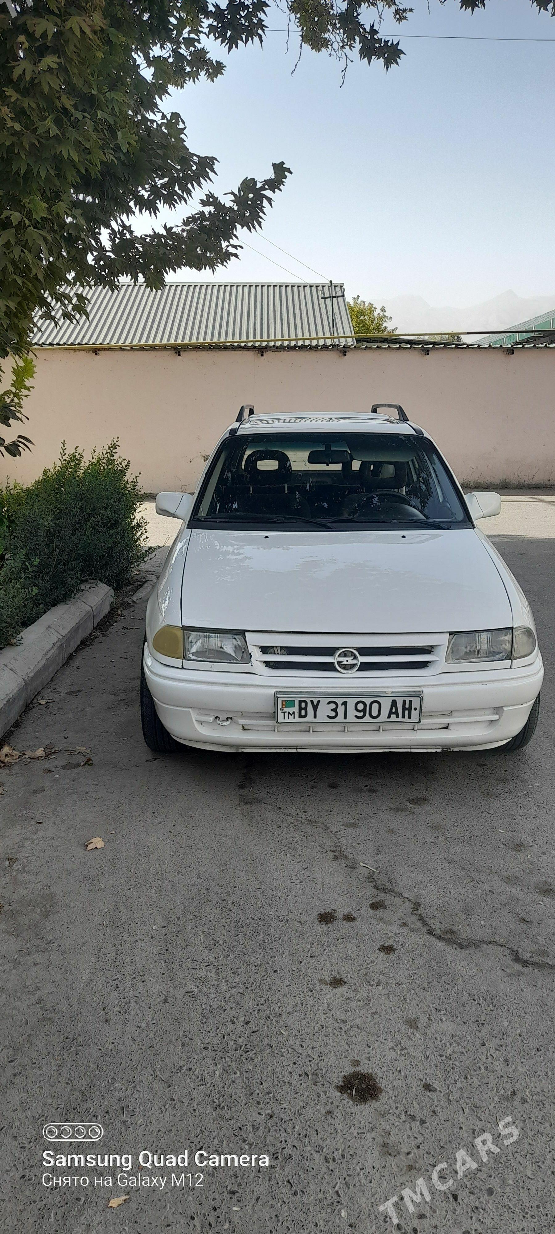 Opel Astra 1993 - 45 000 TMT - Гёкдепе - img 1