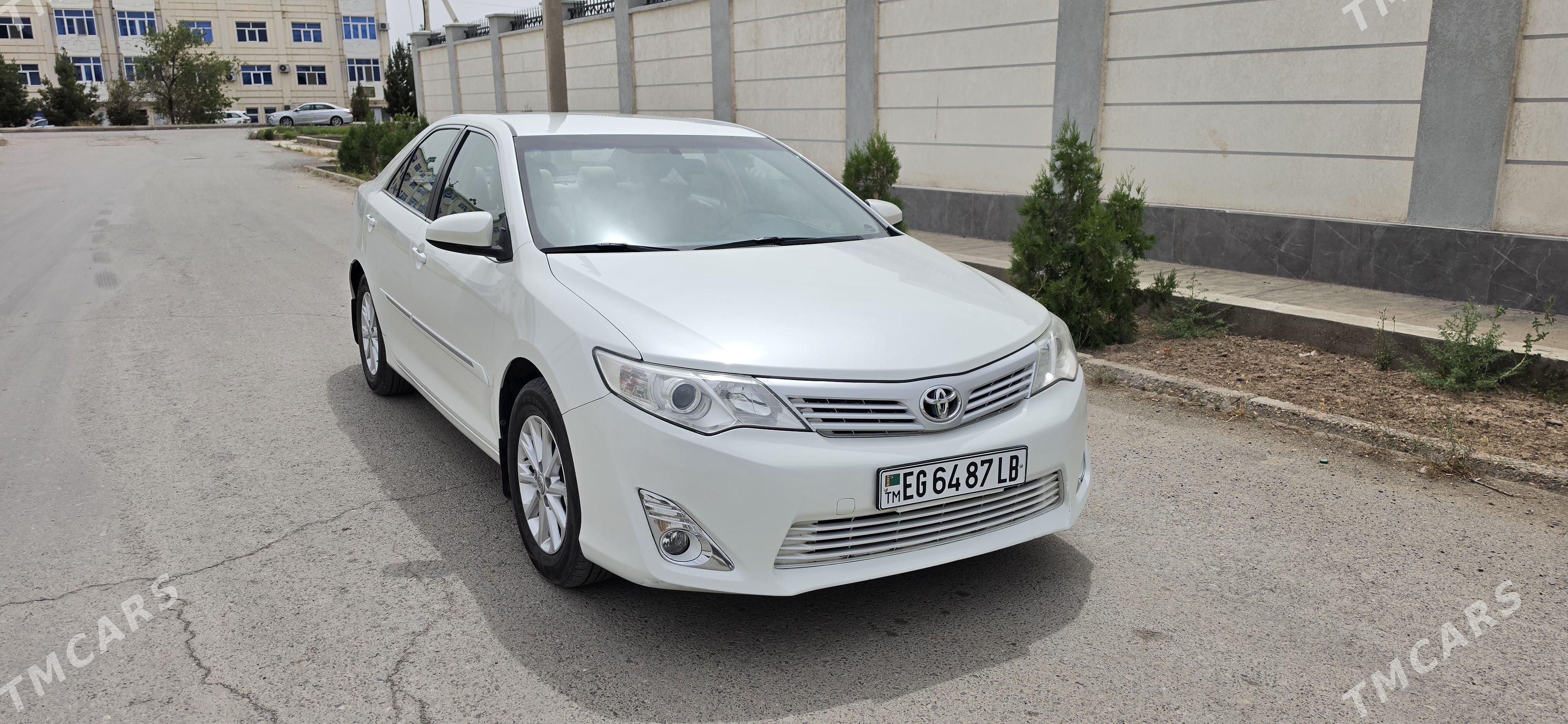 Toyota Camry 2013 - 270 000 TMT - Туркменабат - img 1