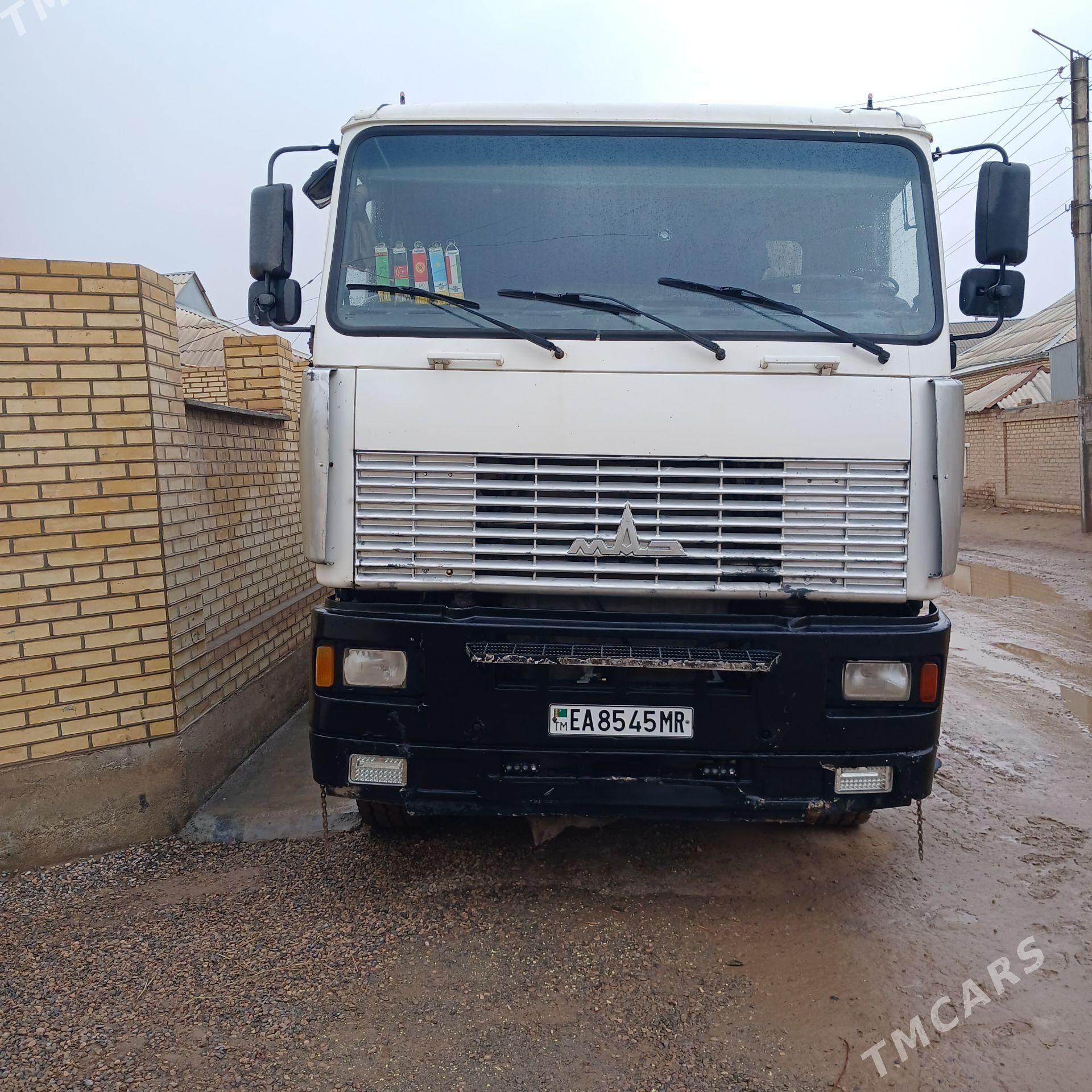 Maz Samosval 2013 - 400 000 TMT - Сакарчага - img 1
