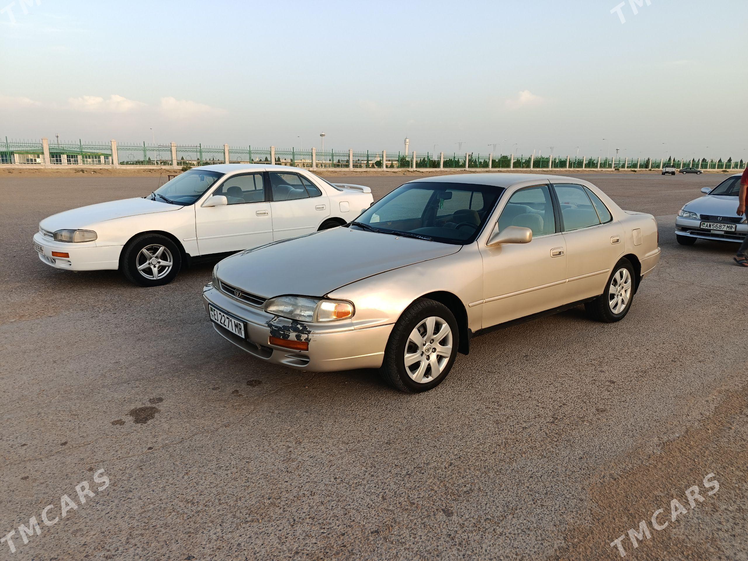 Toyota Camry 1993 - 93 000 TMT - Mary - img 1