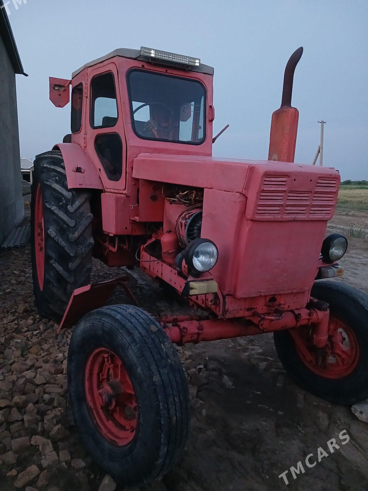 MTZ 82 1992 - 38 000 TMT - Мургап - img 1