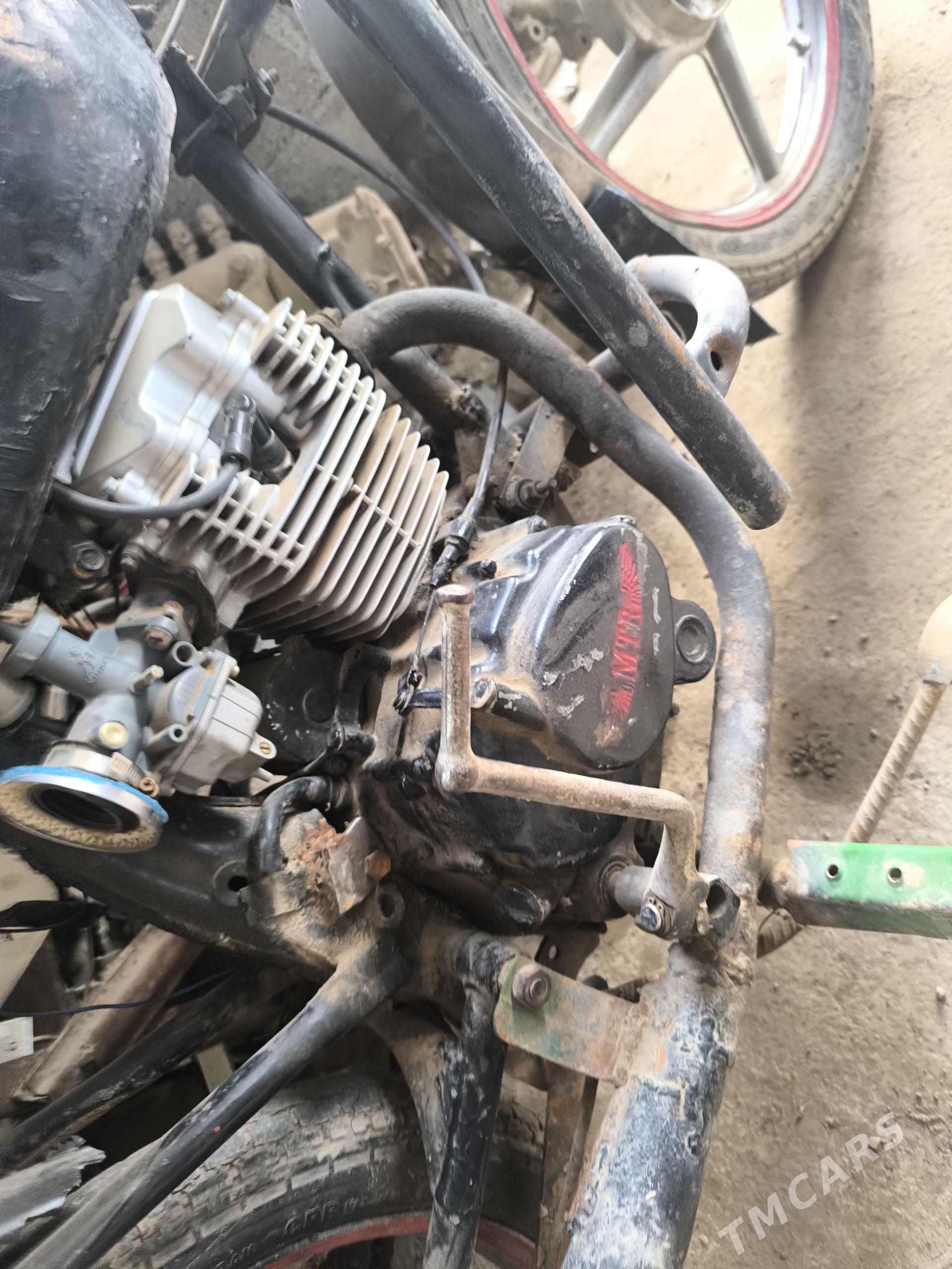 Fekon FK150-8G 2015 - 6 000 TMT - Теджен - img 1