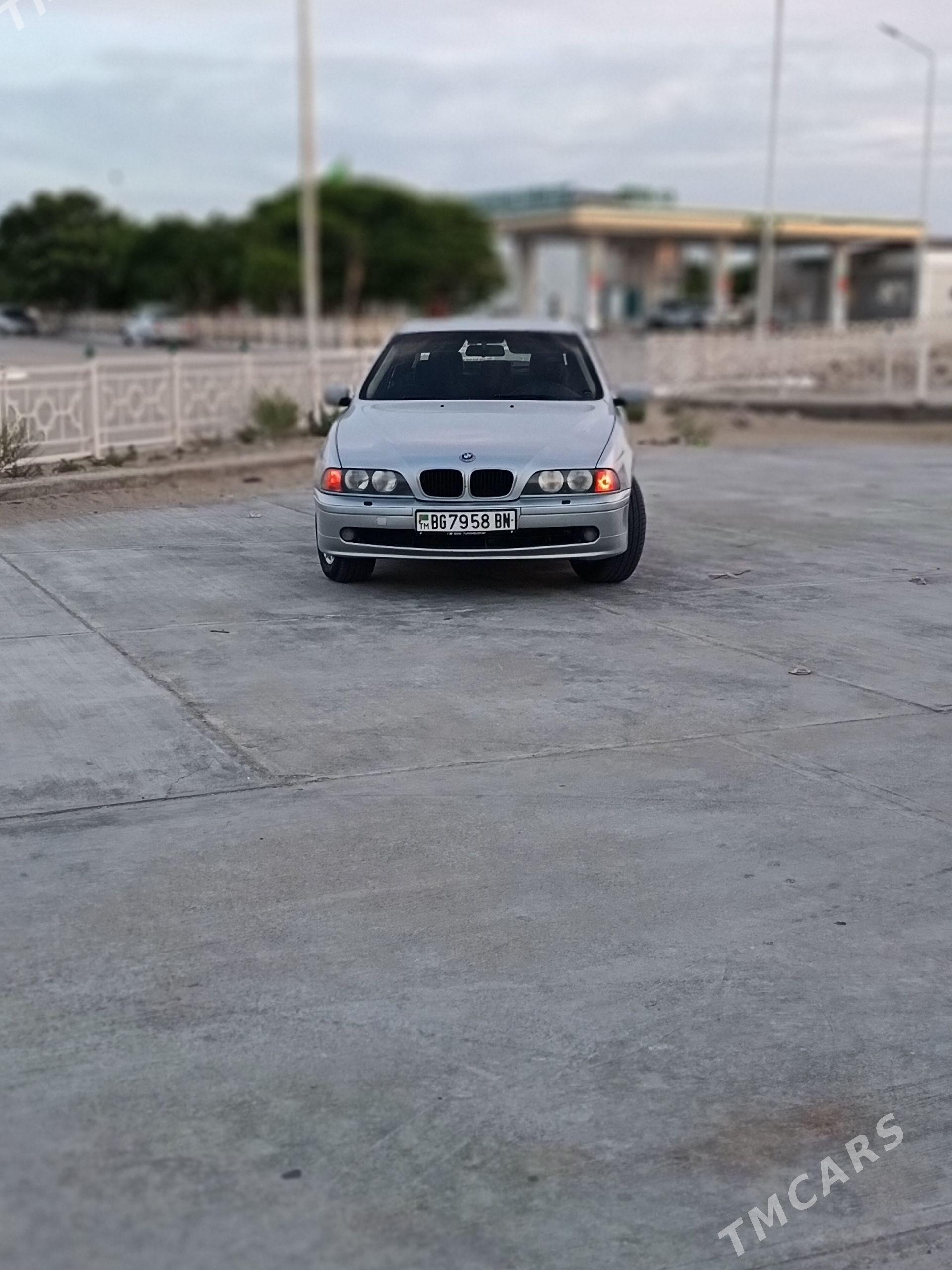 BMW E39 1998 - 115 000 TMT - Hazar - img 1