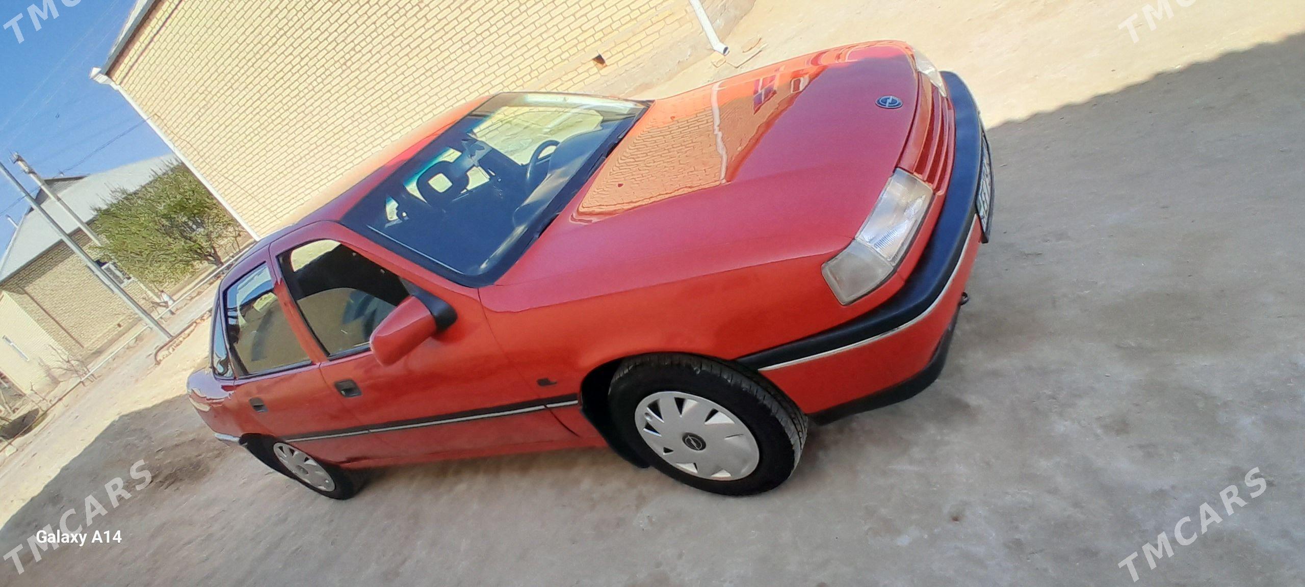 Opel Vectra 1991 - 55 000 TMT - Murgap - img 1