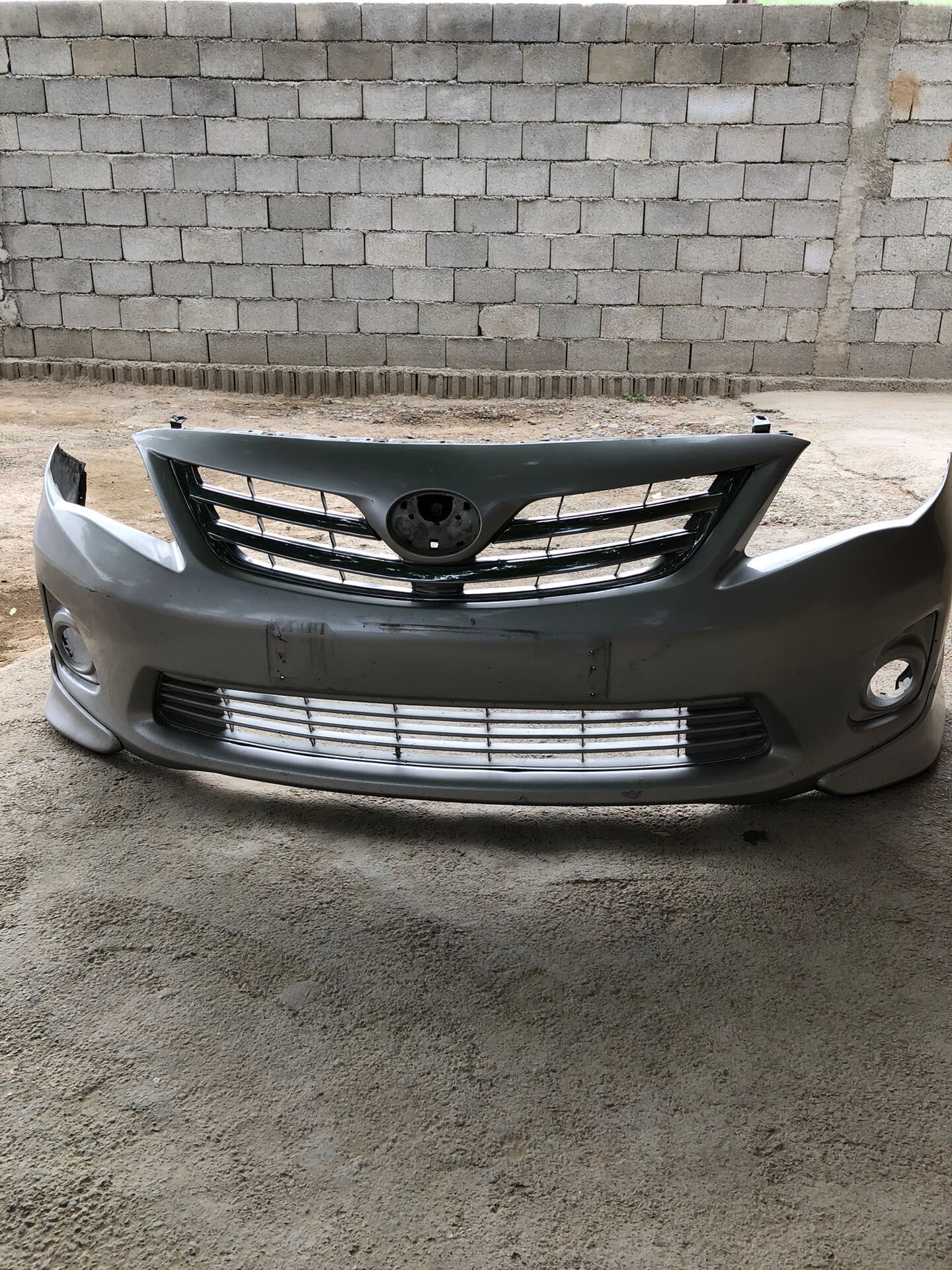 bamper carolla 850 TMT - Бузмеин - img 1