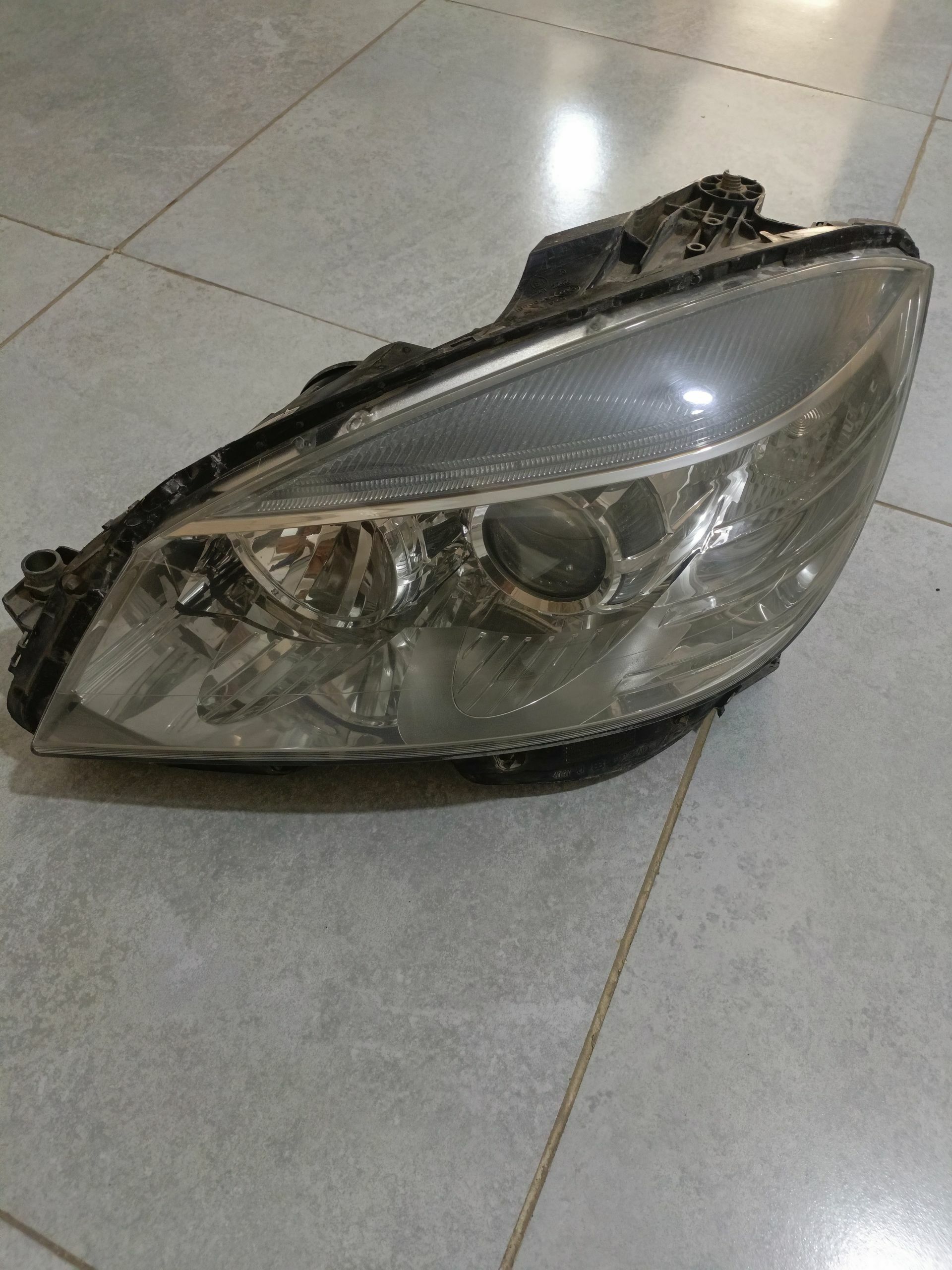mersedes 204 fara 2 200 TMT - Türkmenabat - img 1