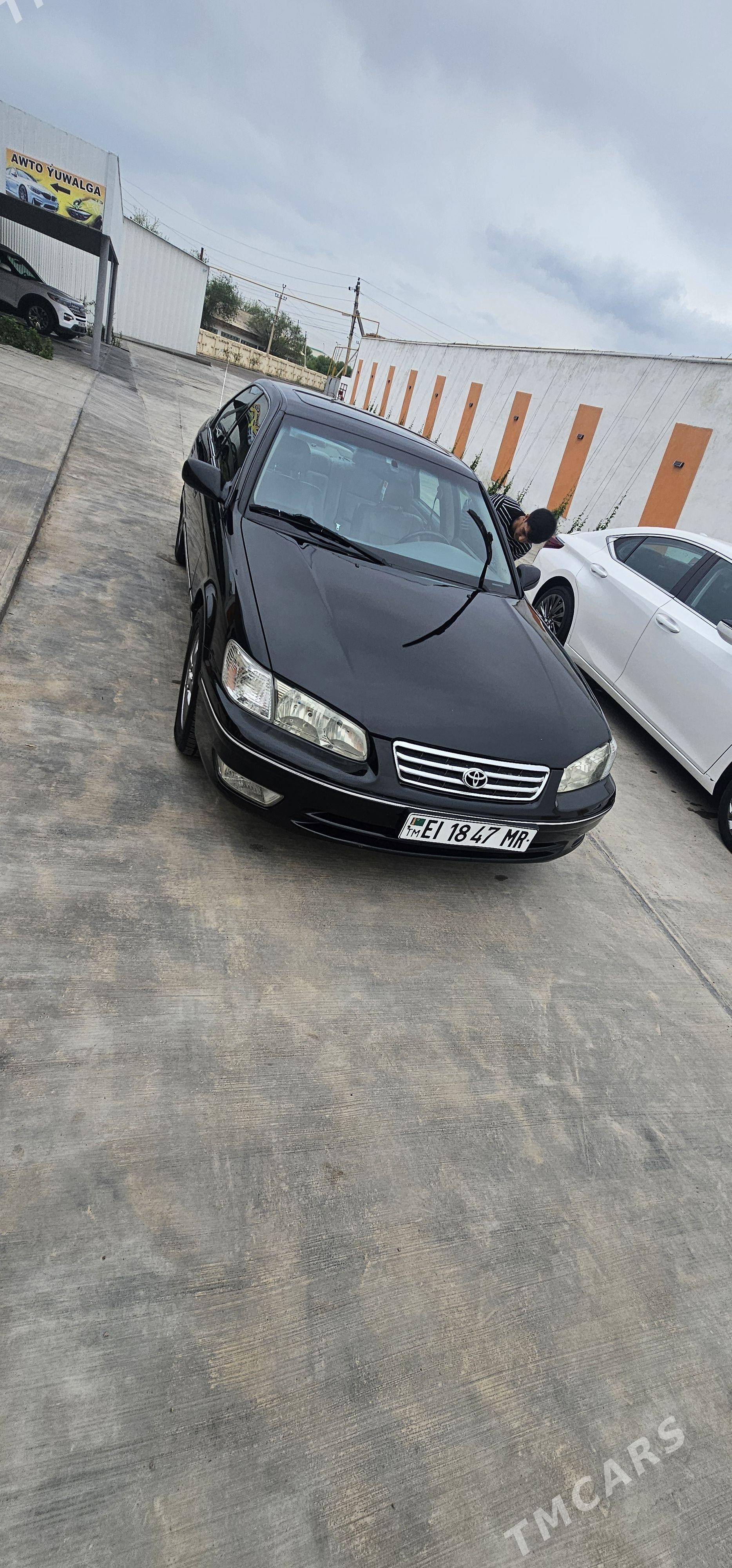 Toyota Camry 2001 - 188 000 TMT - Baýramaly - img 1