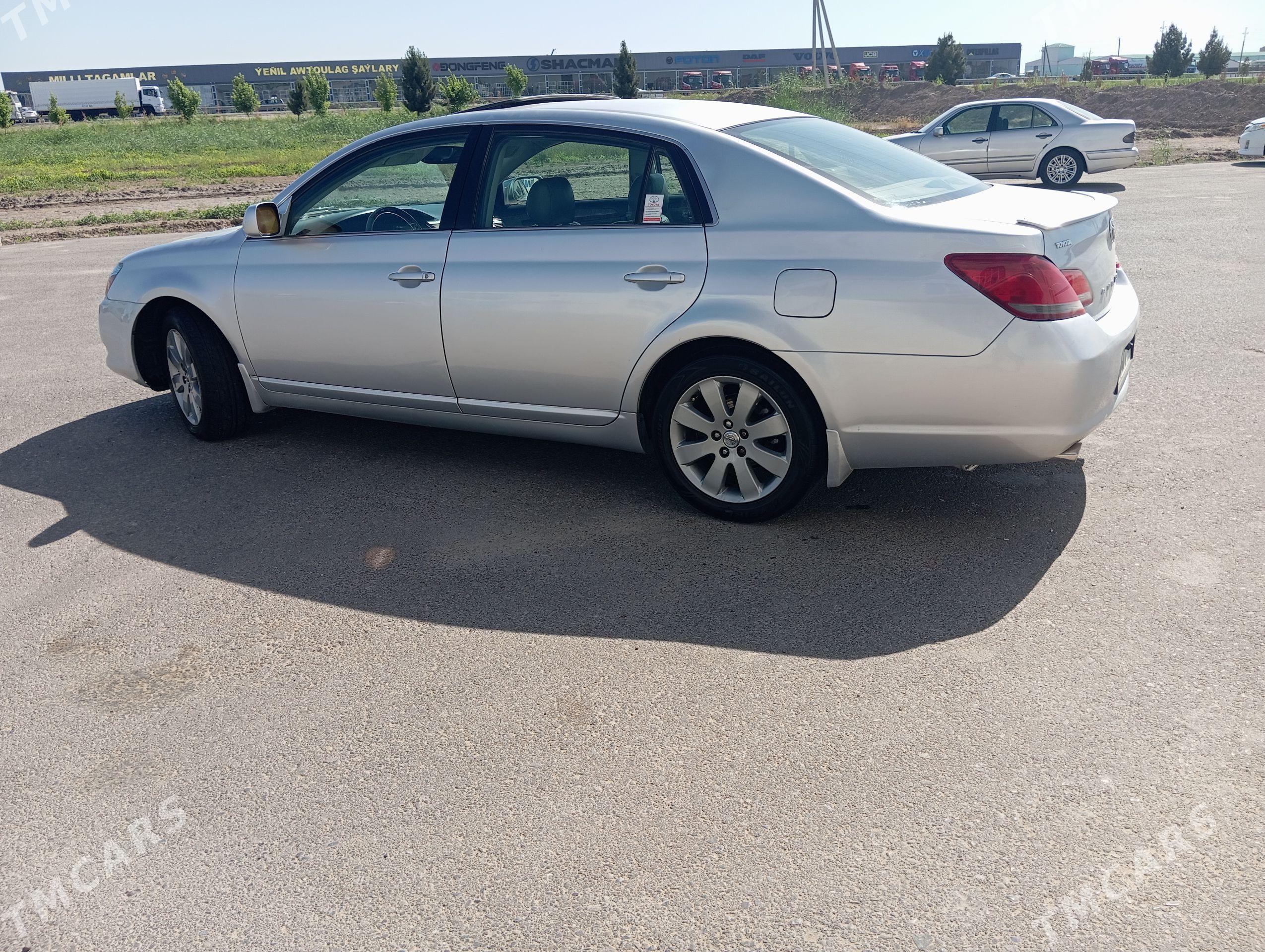 Toyota Avalon 2006 - 175 000 TMT - Мары - img 1
