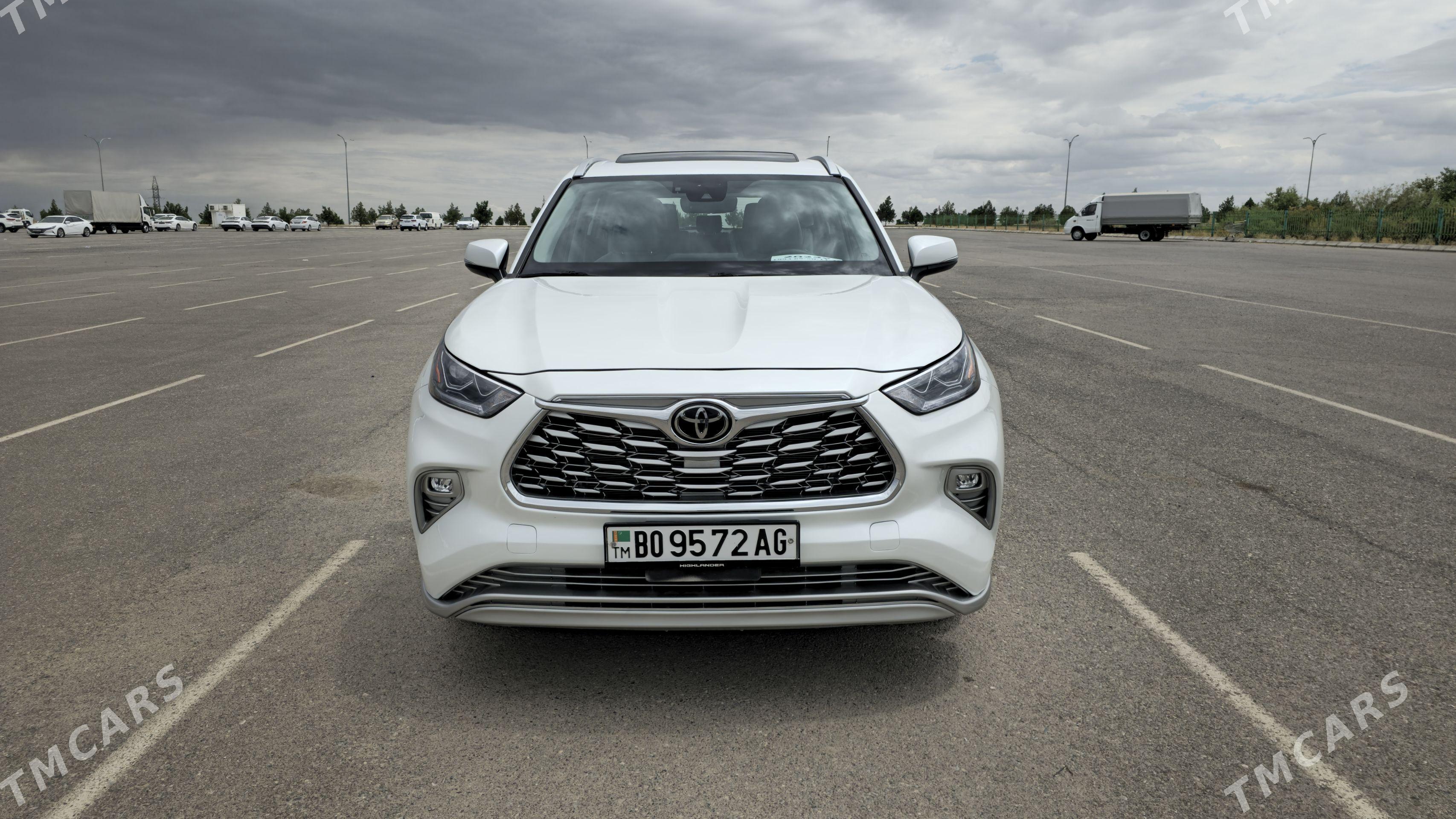 Toyota Highlander 2023 - 650 000 TMT - Aşgabat - img 1