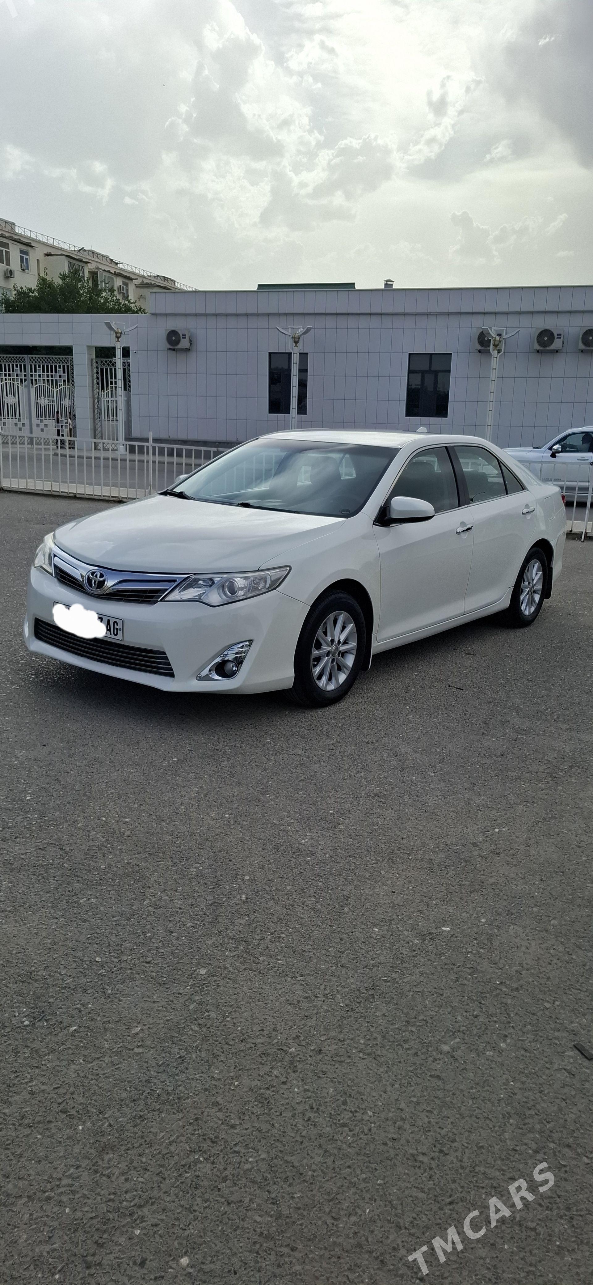 Toyota Camry 2013 - 235 000 TMT - 4 mkr - img 1